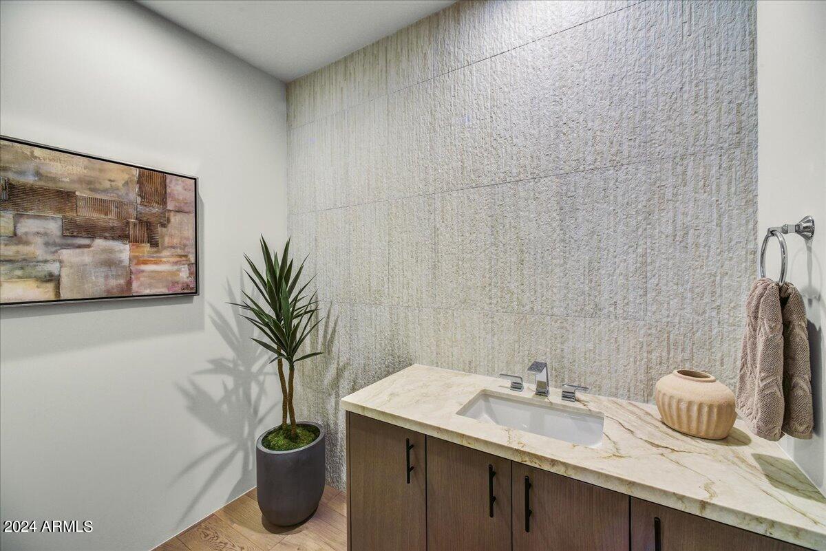 DESERT MOUNTAIN PHASE 2 UNIT 10 LT 1-112 TR A-H - Residential