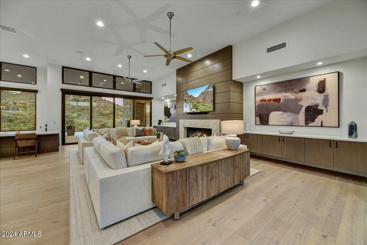 DESERT MOUNTAIN PHASE 2 UNIT 10 LT 1-112 TR A-H - Residential