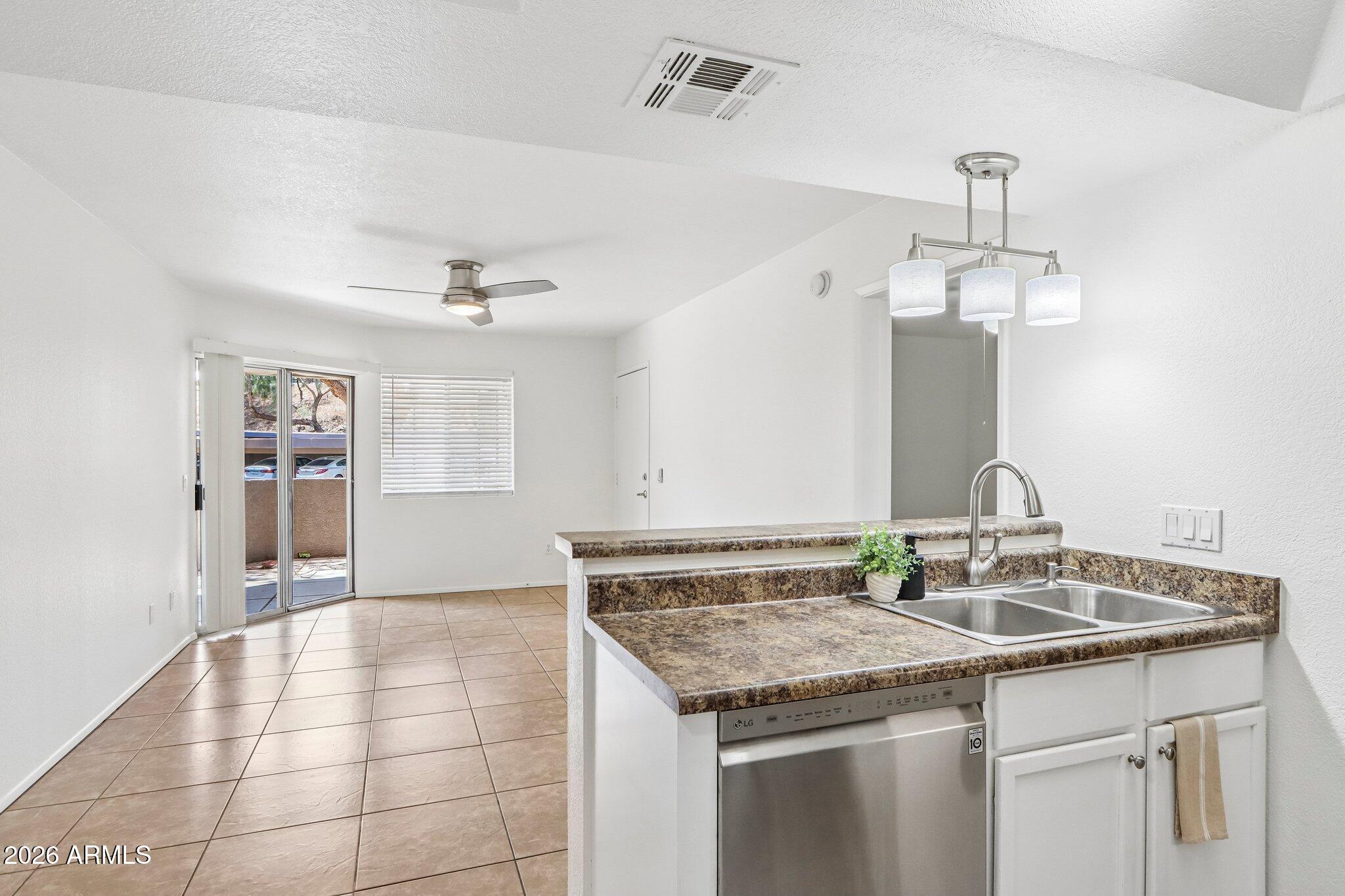 CLIFFS AT NORTH MOUNTAIN CONDOMINIUM - Residential