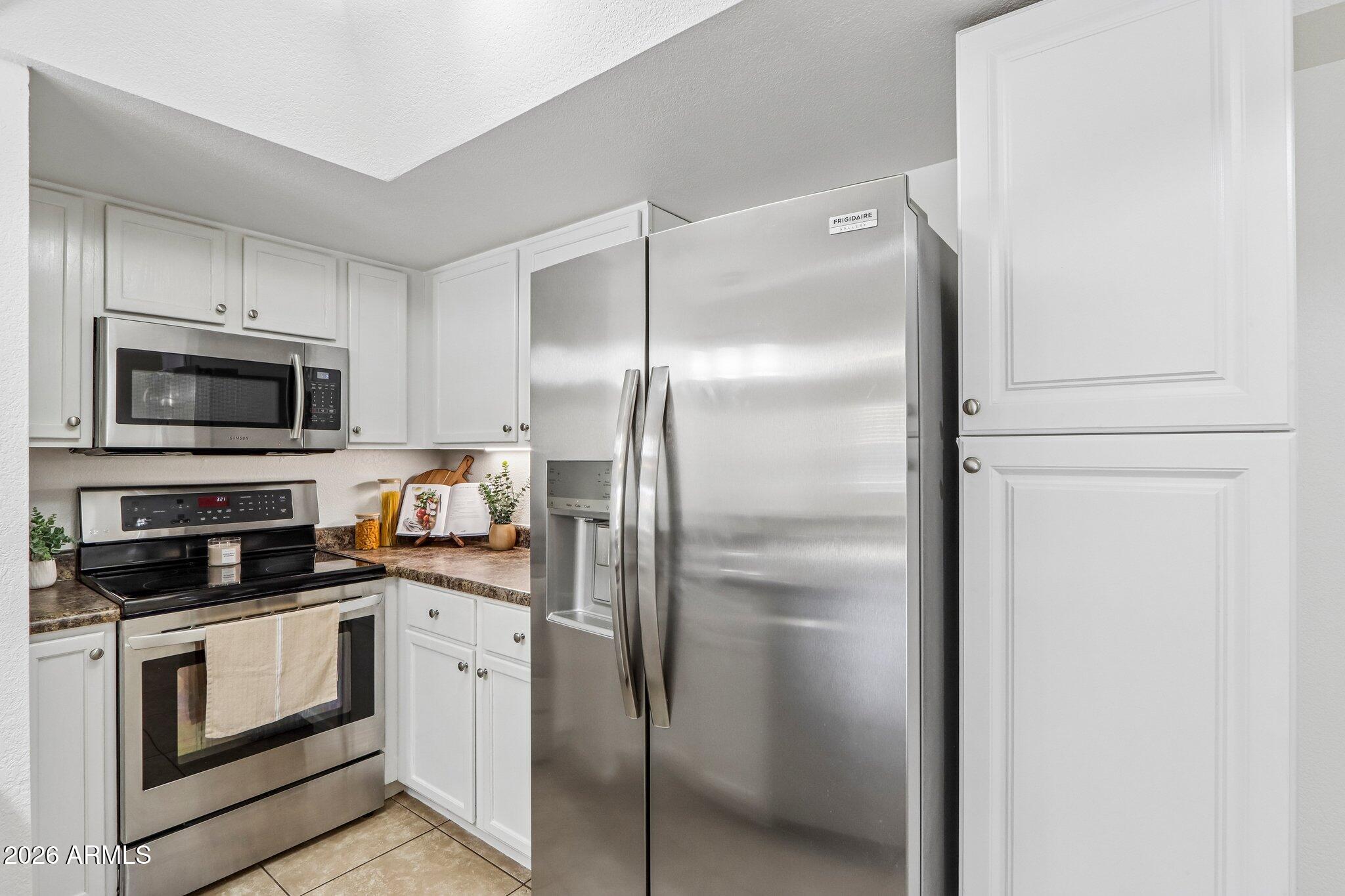 CLIFFS AT NORTH MOUNTAIN CONDOMINIUM - Residential