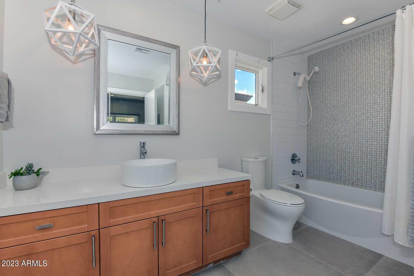 WINDY WALK ESTATES UNIT 2 LOT 155-208 TR A - Residential