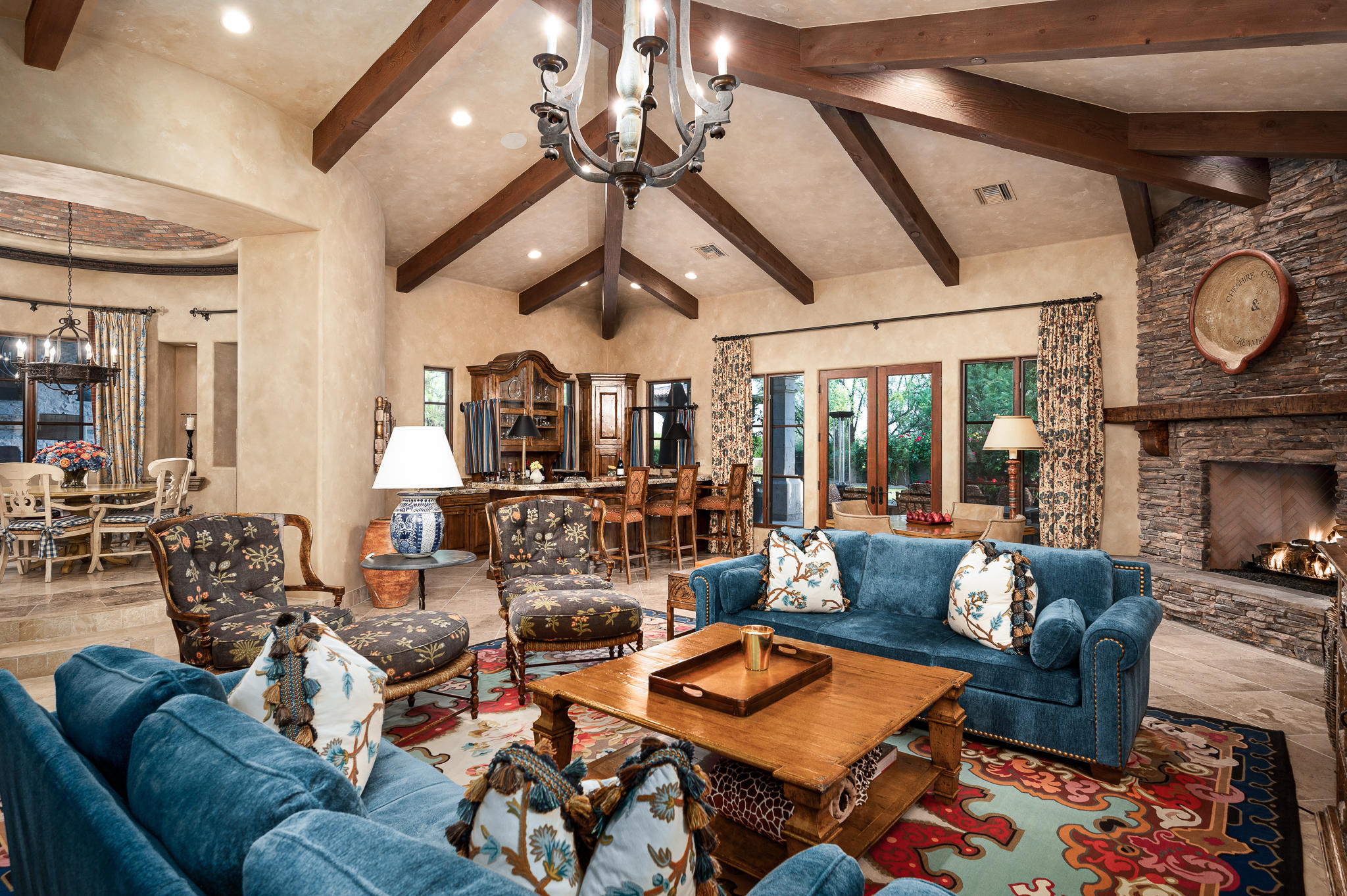 WHISPER ROCK - Residential