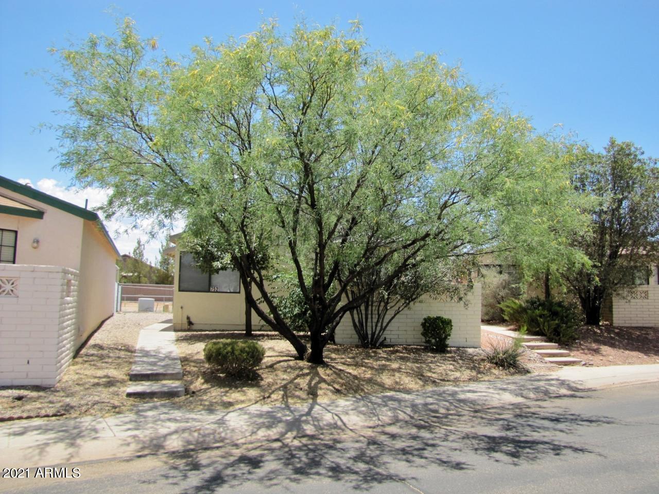 DESERT SHADOWS - Residential Lease