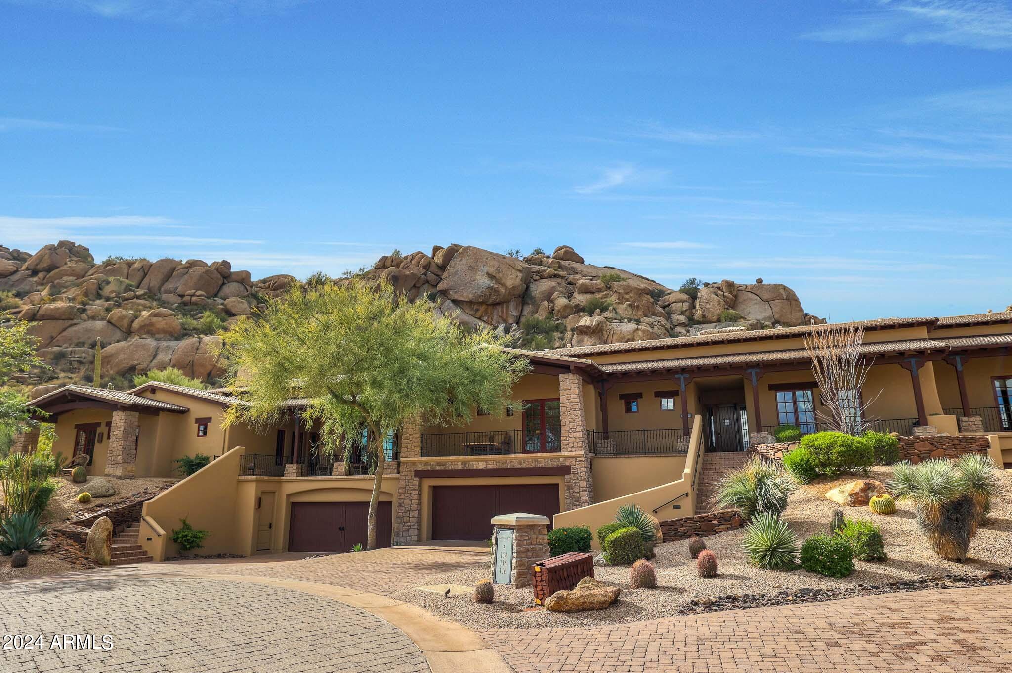 The Rocks Club - Residential