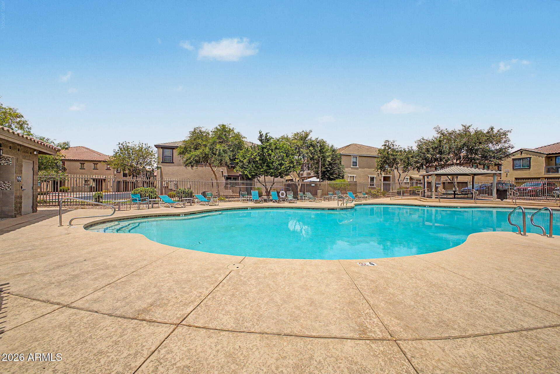 MUIRFIELD VILLAGE CONDOMINIUM - Residential