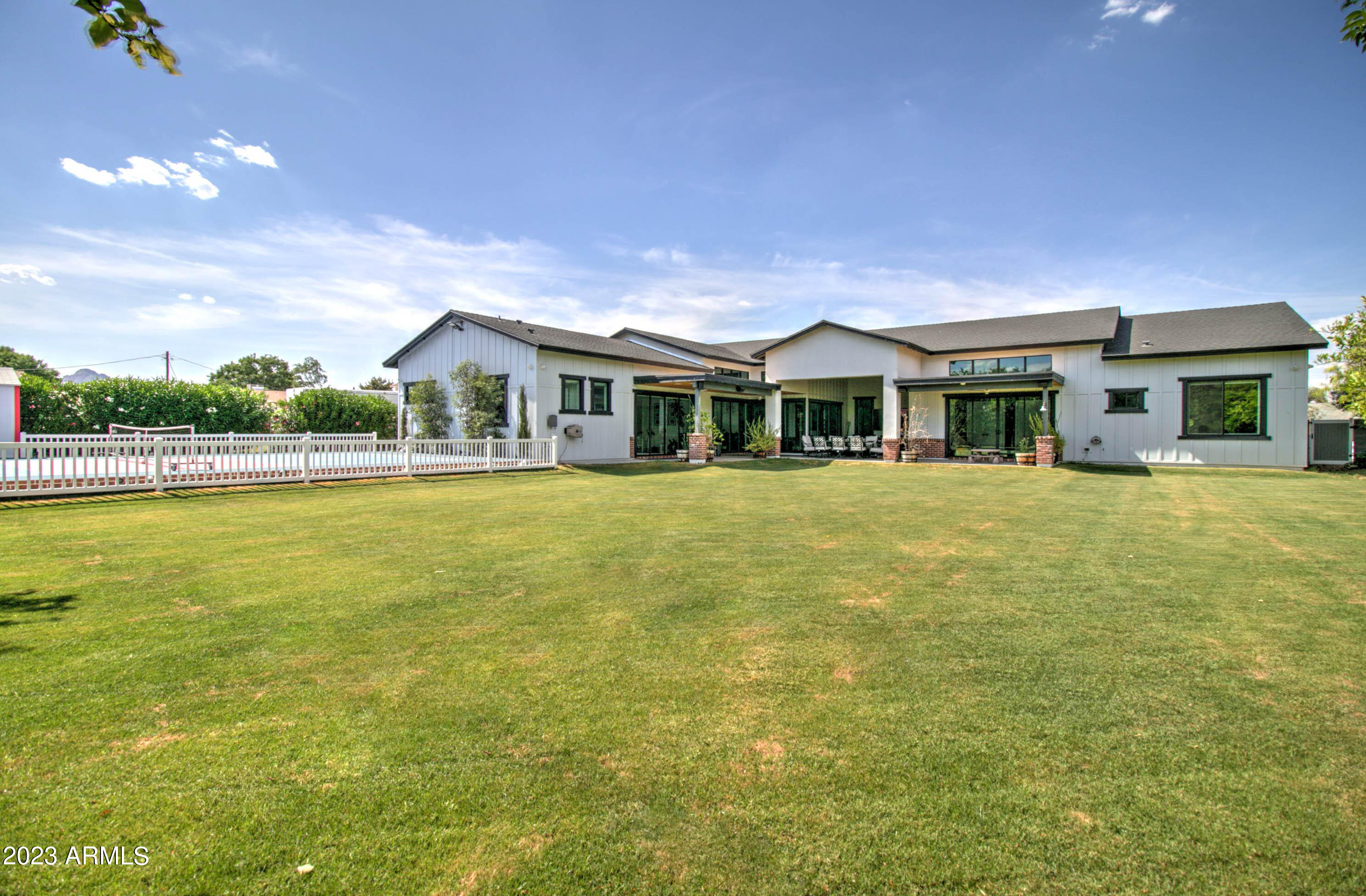 CABALLO RANCHOS - Residential
