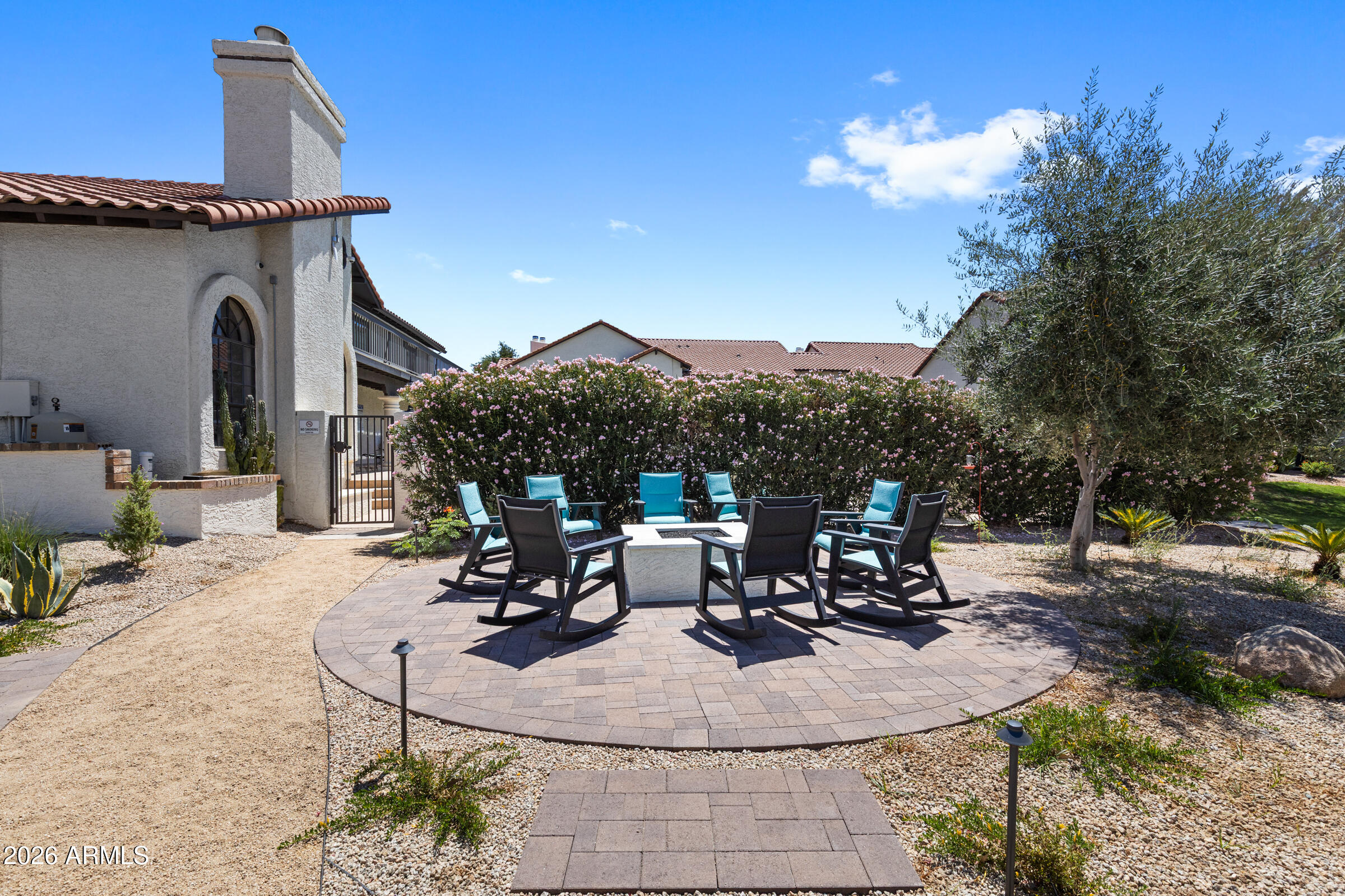La Contessa - Residential Lease