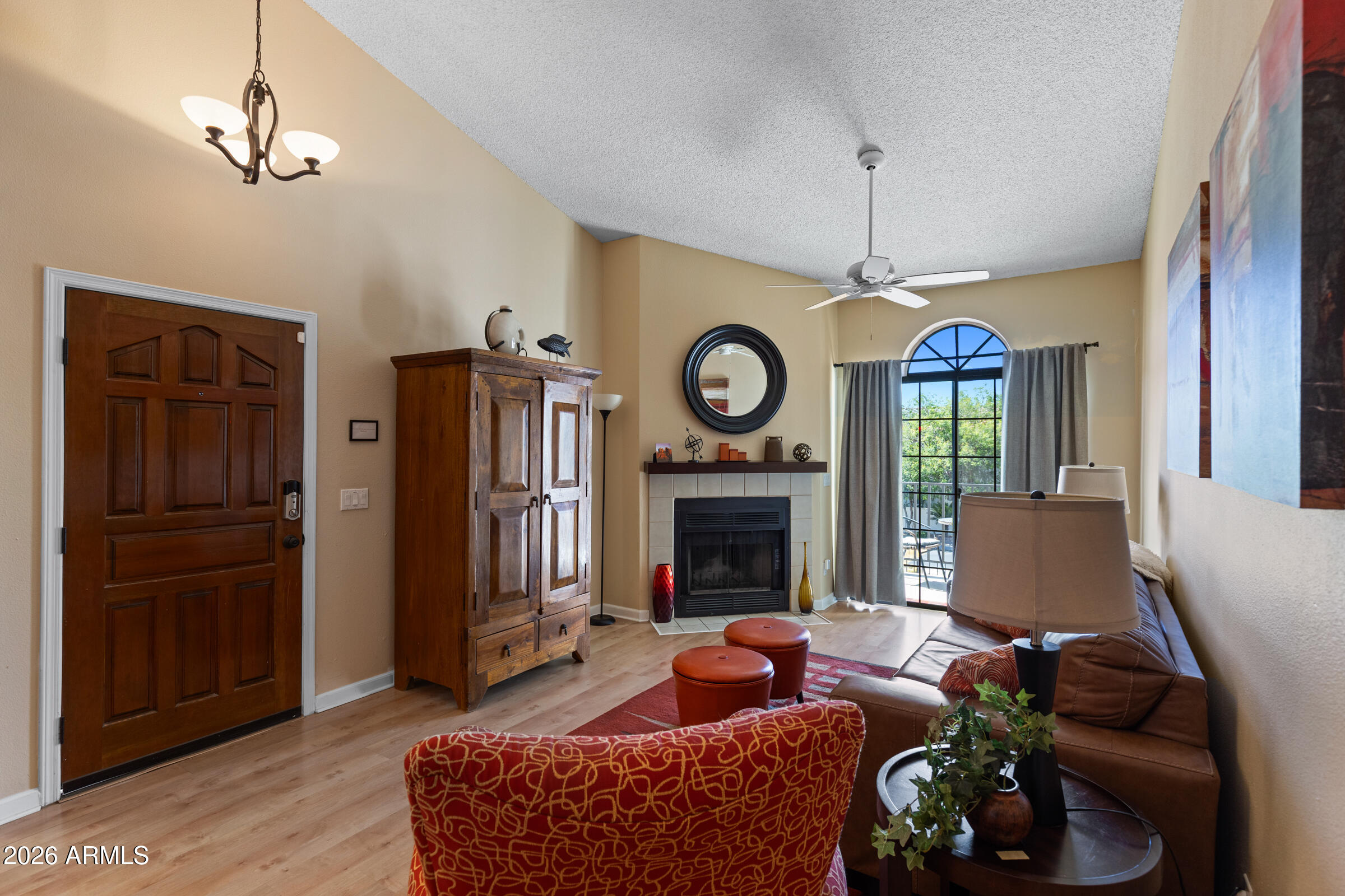 La Contessa - Residential Lease