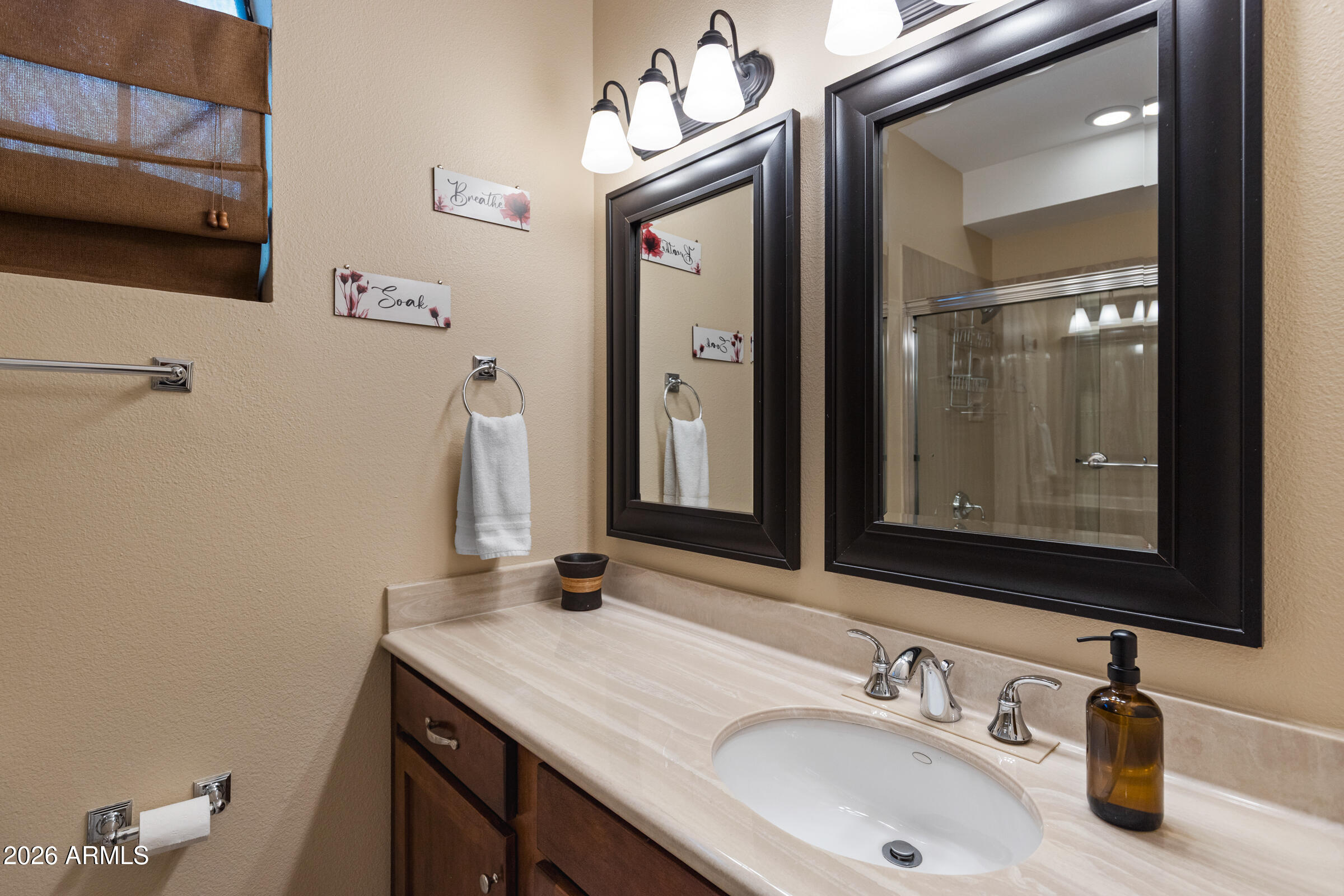 La Contessa - Residential Lease