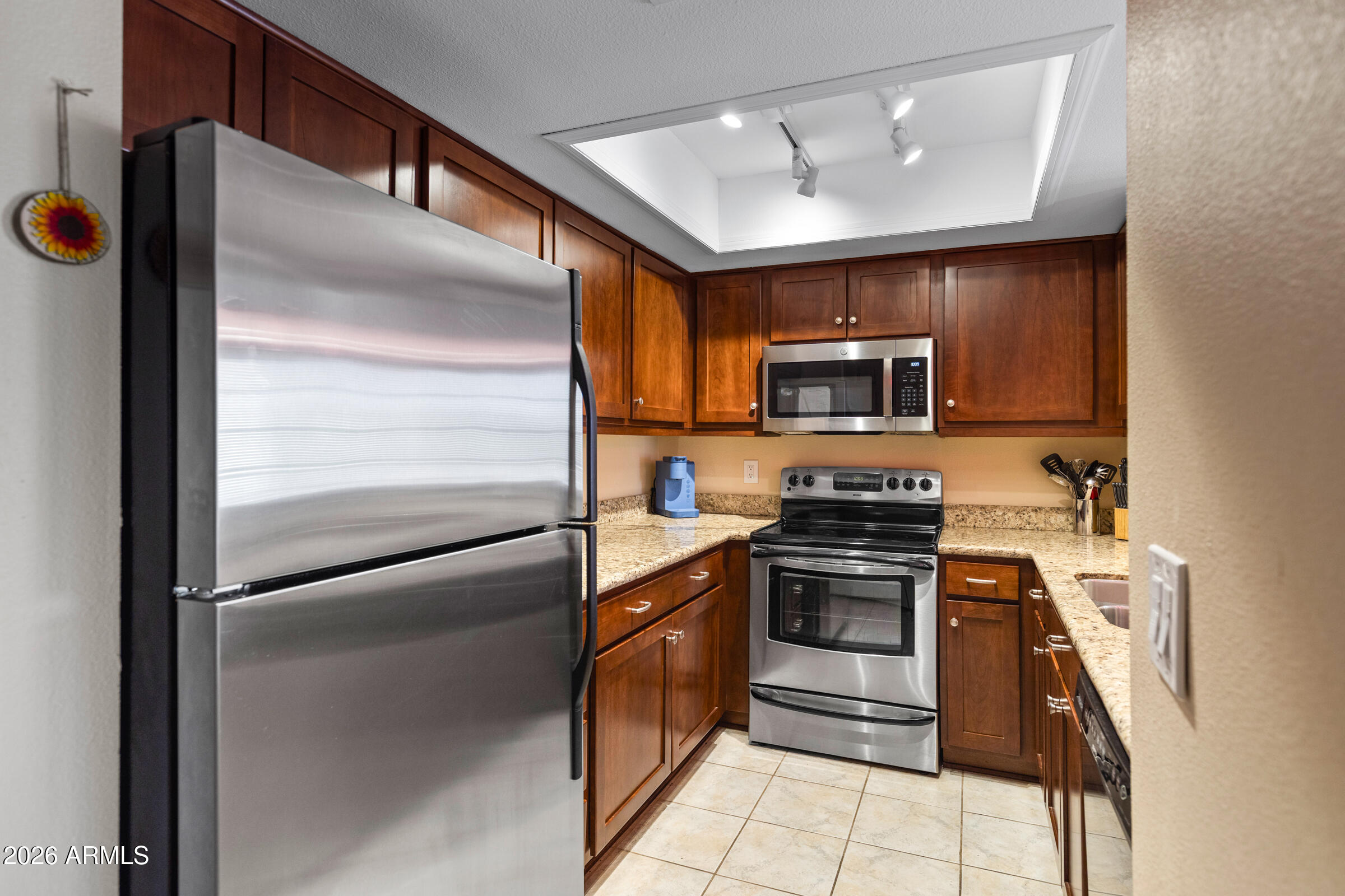 La Contessa - Residential Lease