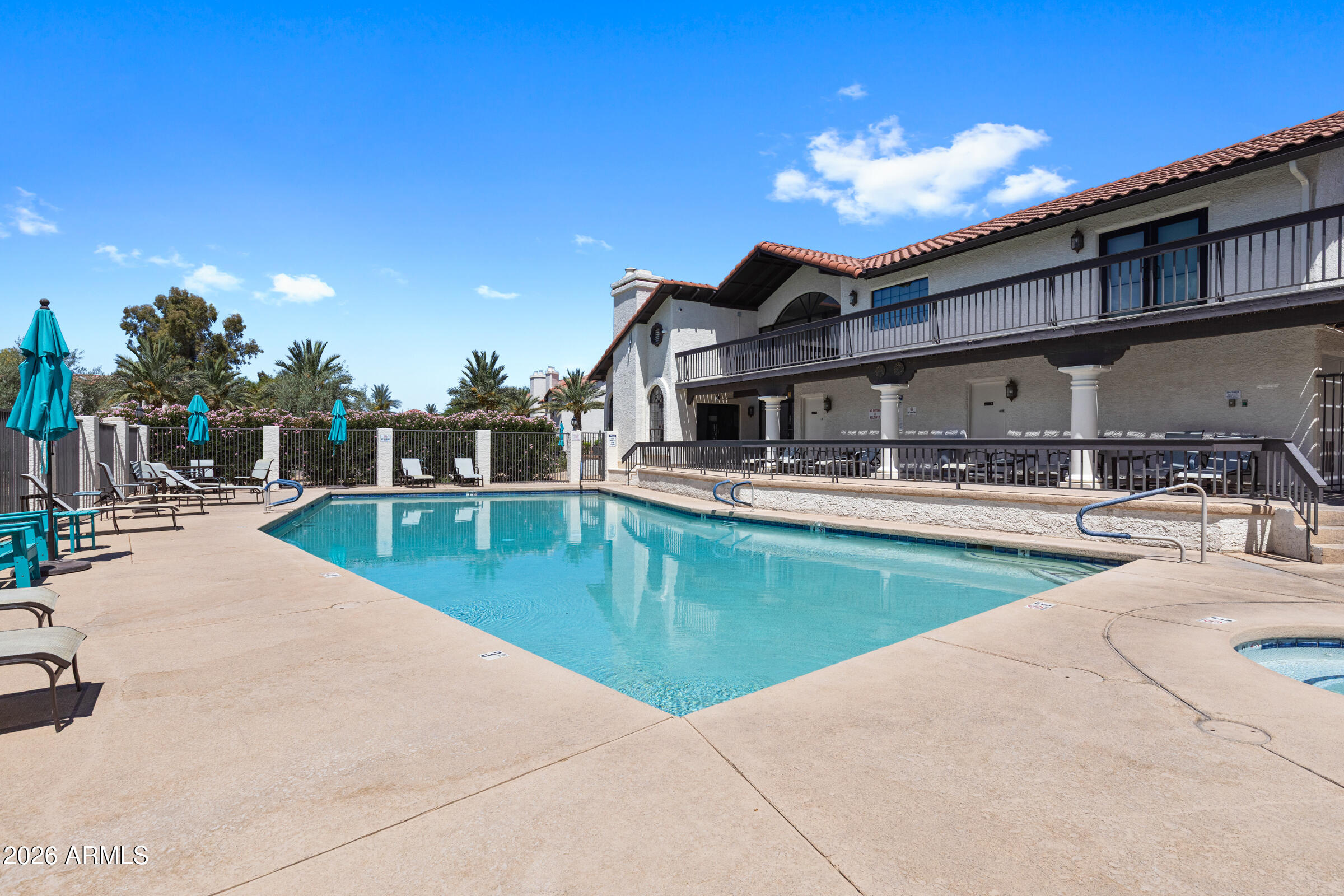 La Contessa - Residential Lease