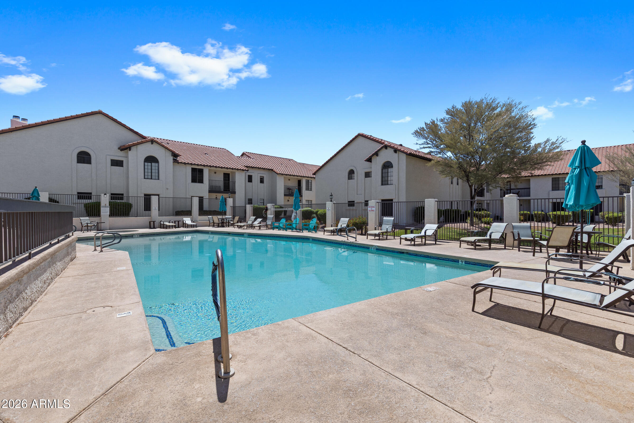 La Contessa - Residential Lease