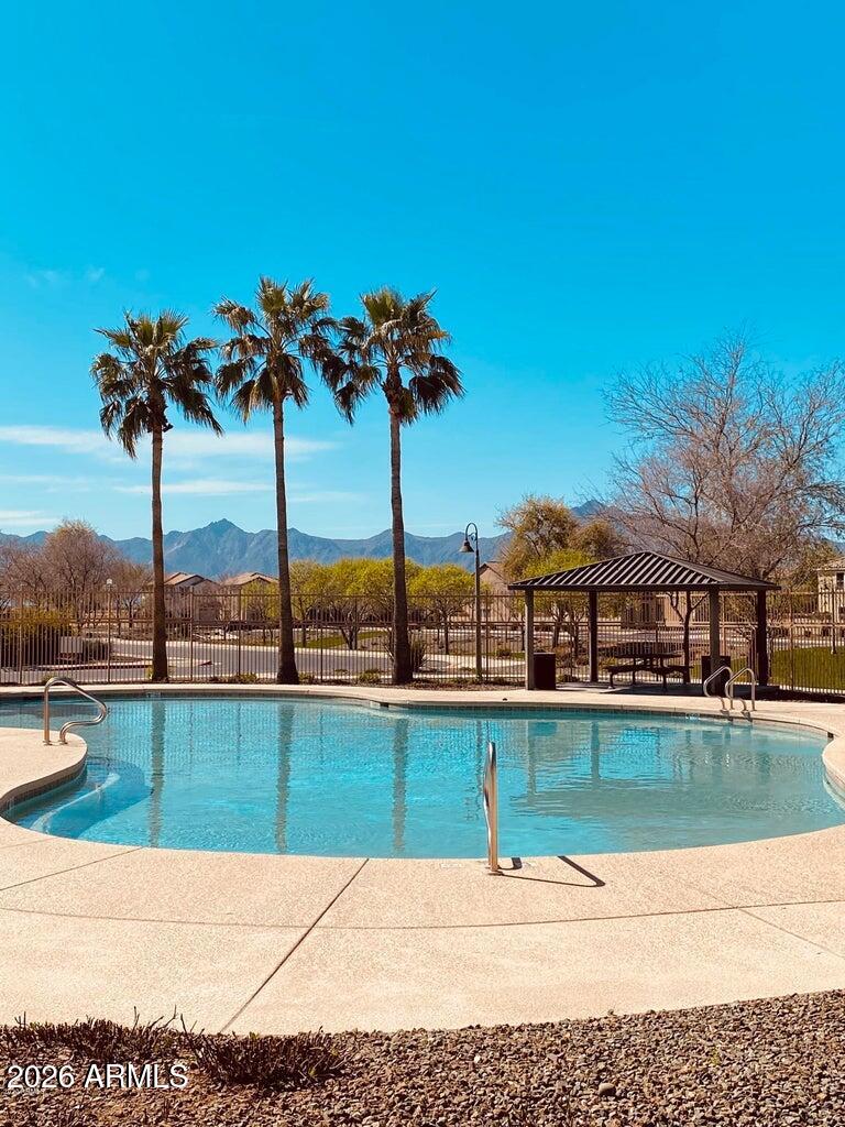 AVALON VILLAGE - Residential