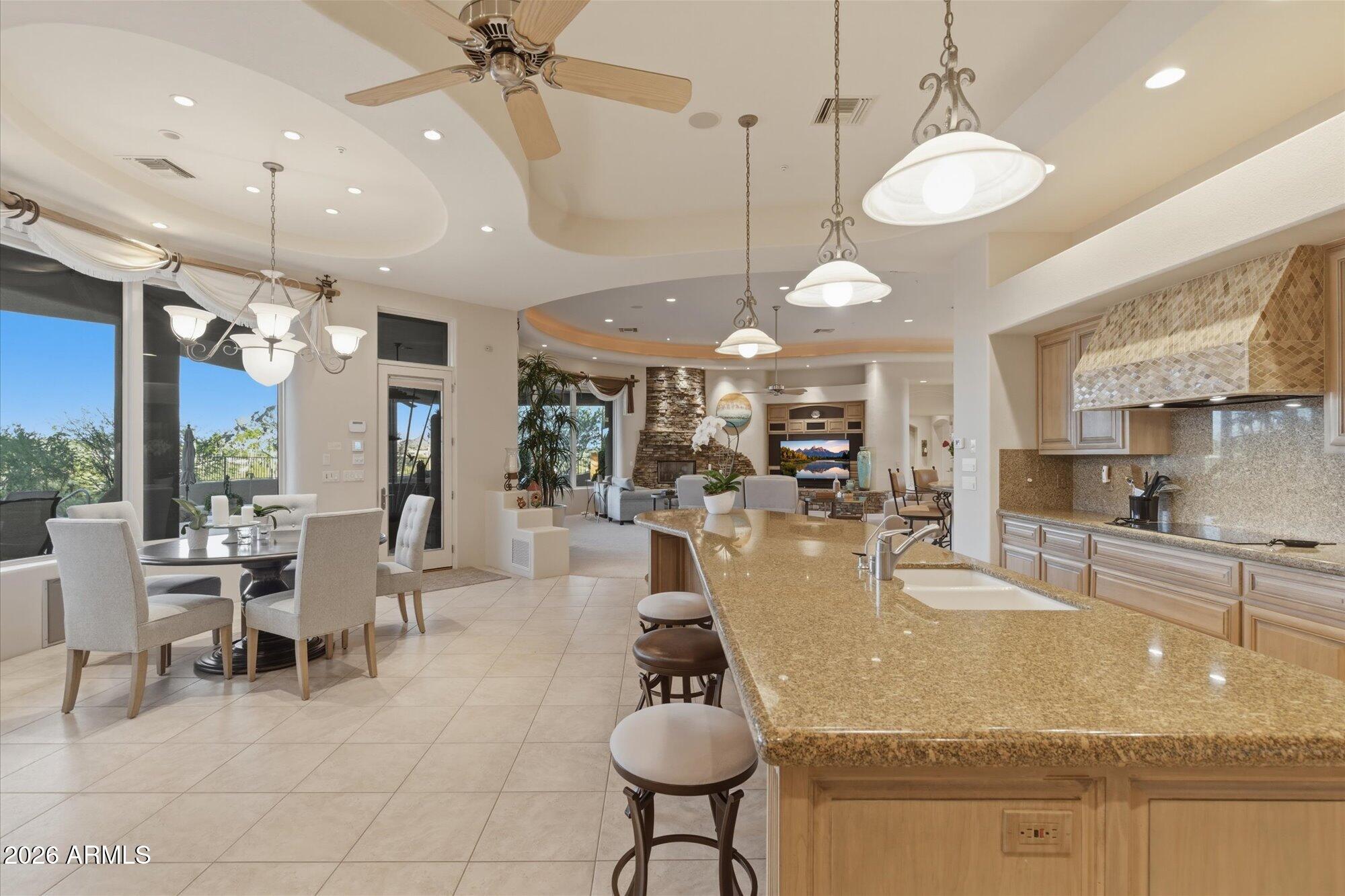 BLACK MOUNTAIN FOOTHILLS - Residential