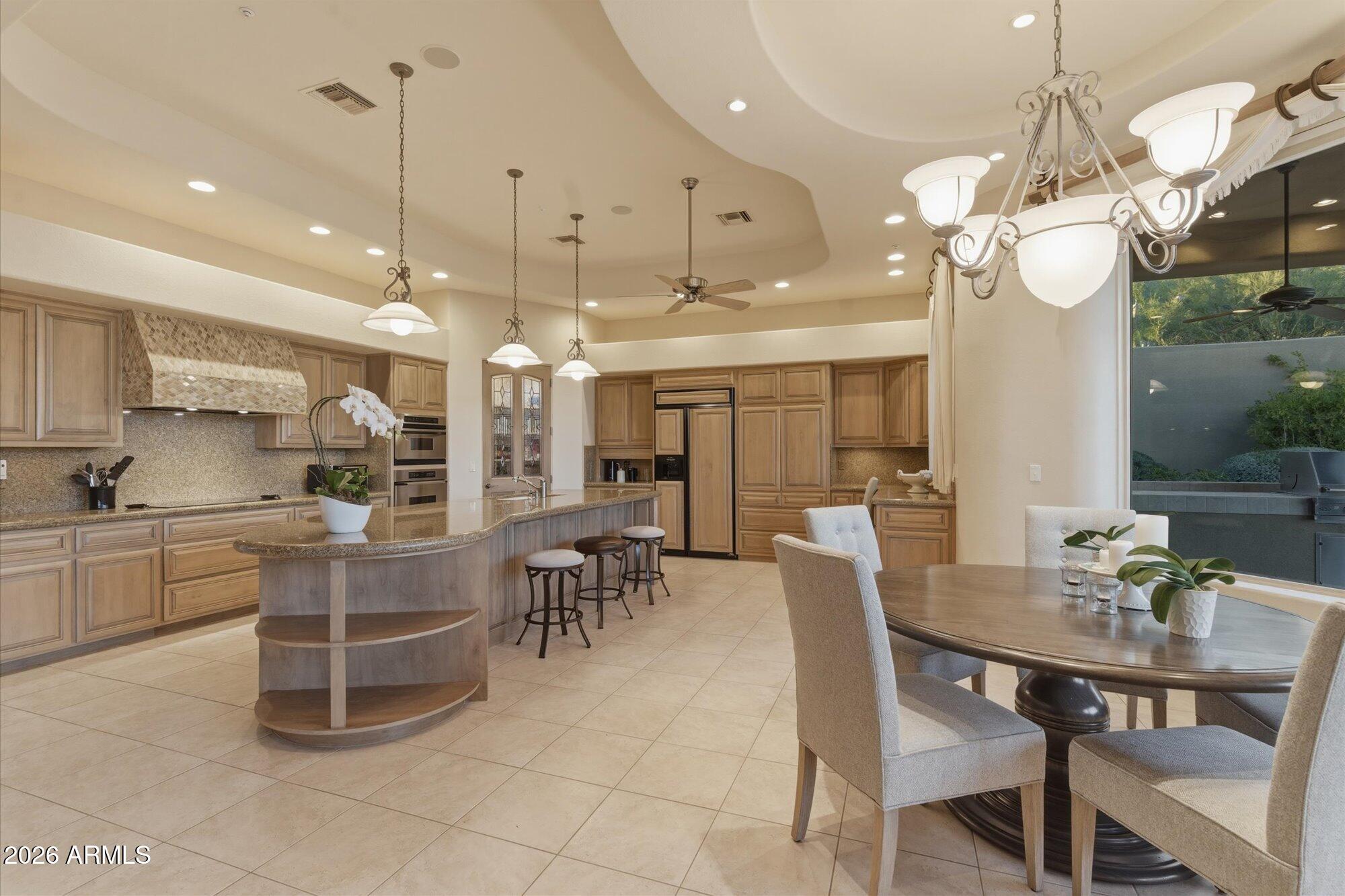 BLACK MOUNTAIN FOOTHILLS - Residential