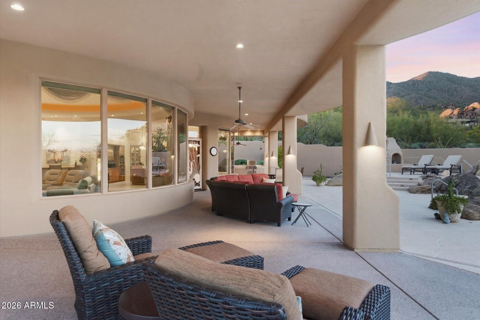 BLACK MOUNTAIN FOOTHILLS - Residential