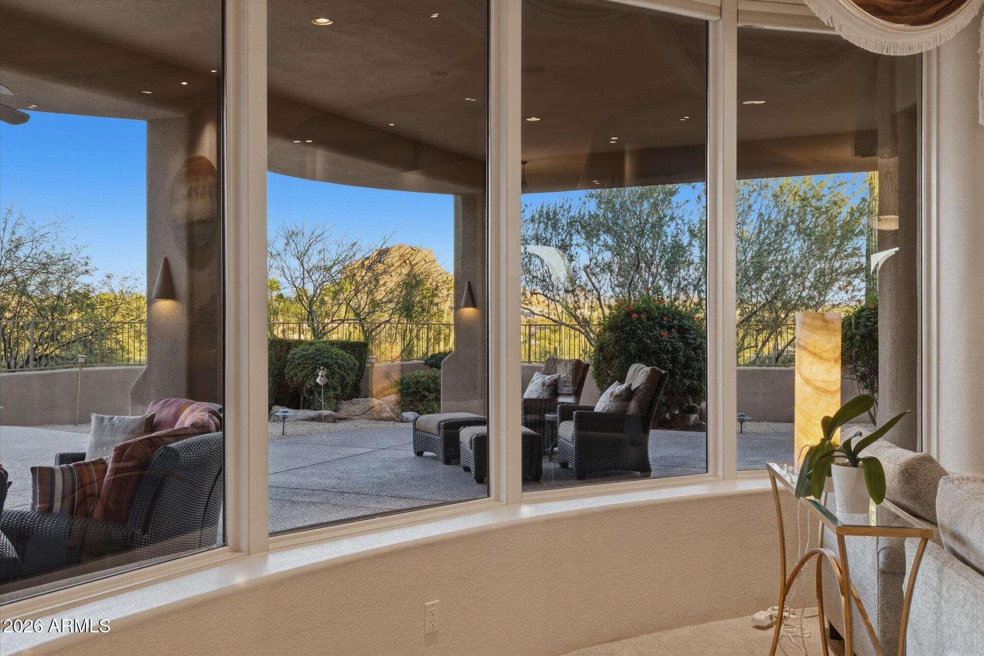 BLACK MOUNTAIN FOOTHILLS - Residential