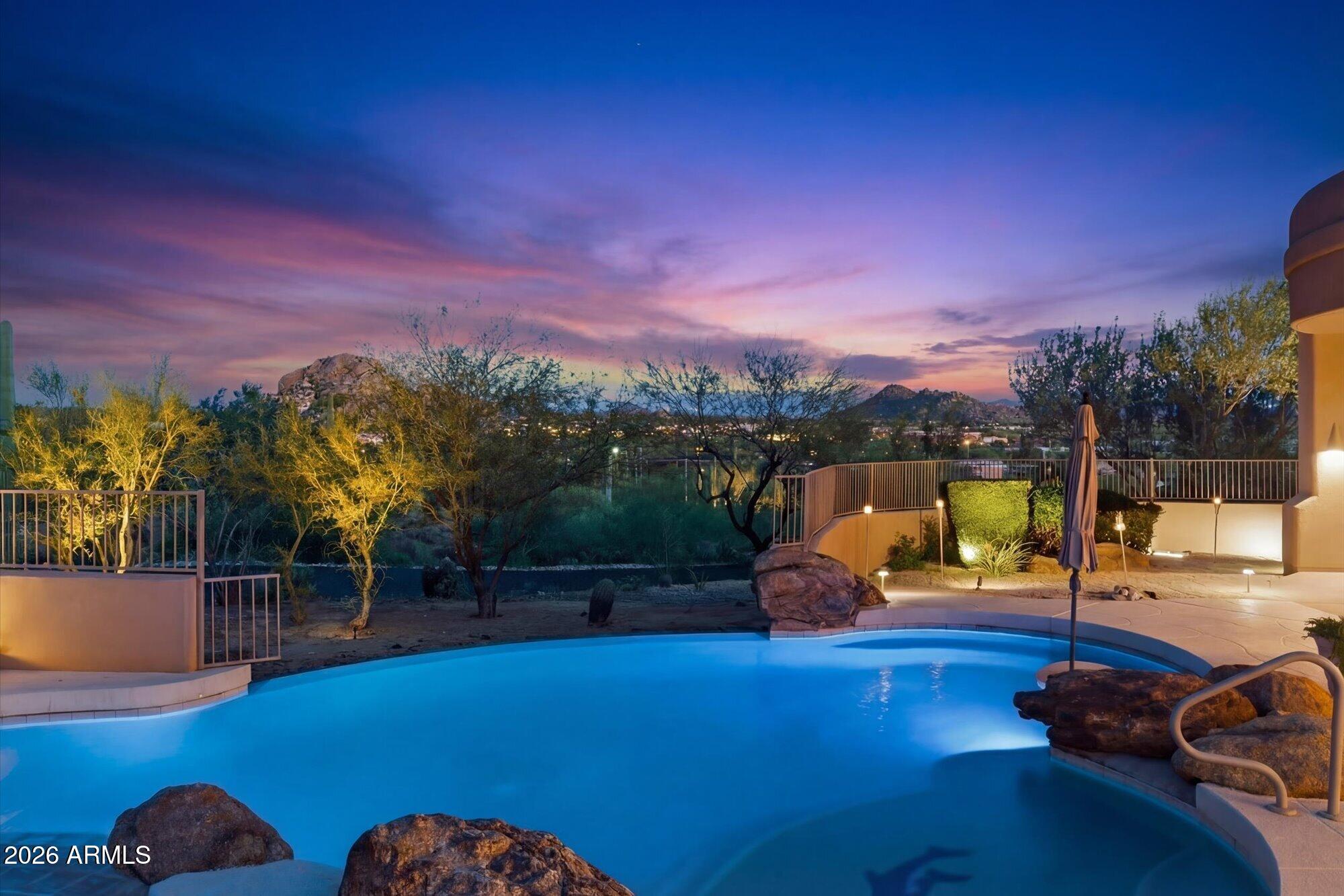 BLACK MOUNTAIN FOOTHILLS - Residential