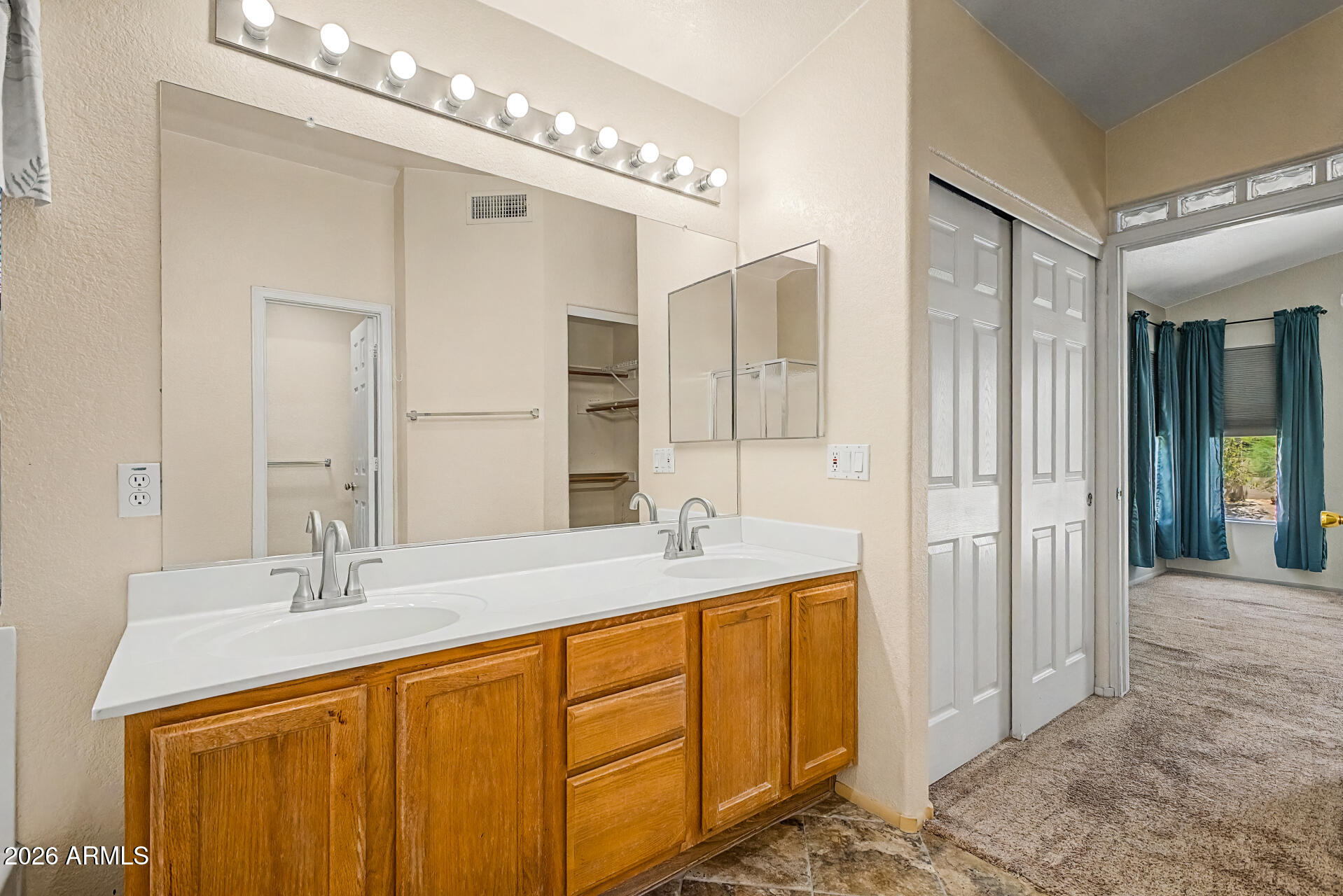 KAUFMAN AND BROAD AT COOPER RANCH - Residential