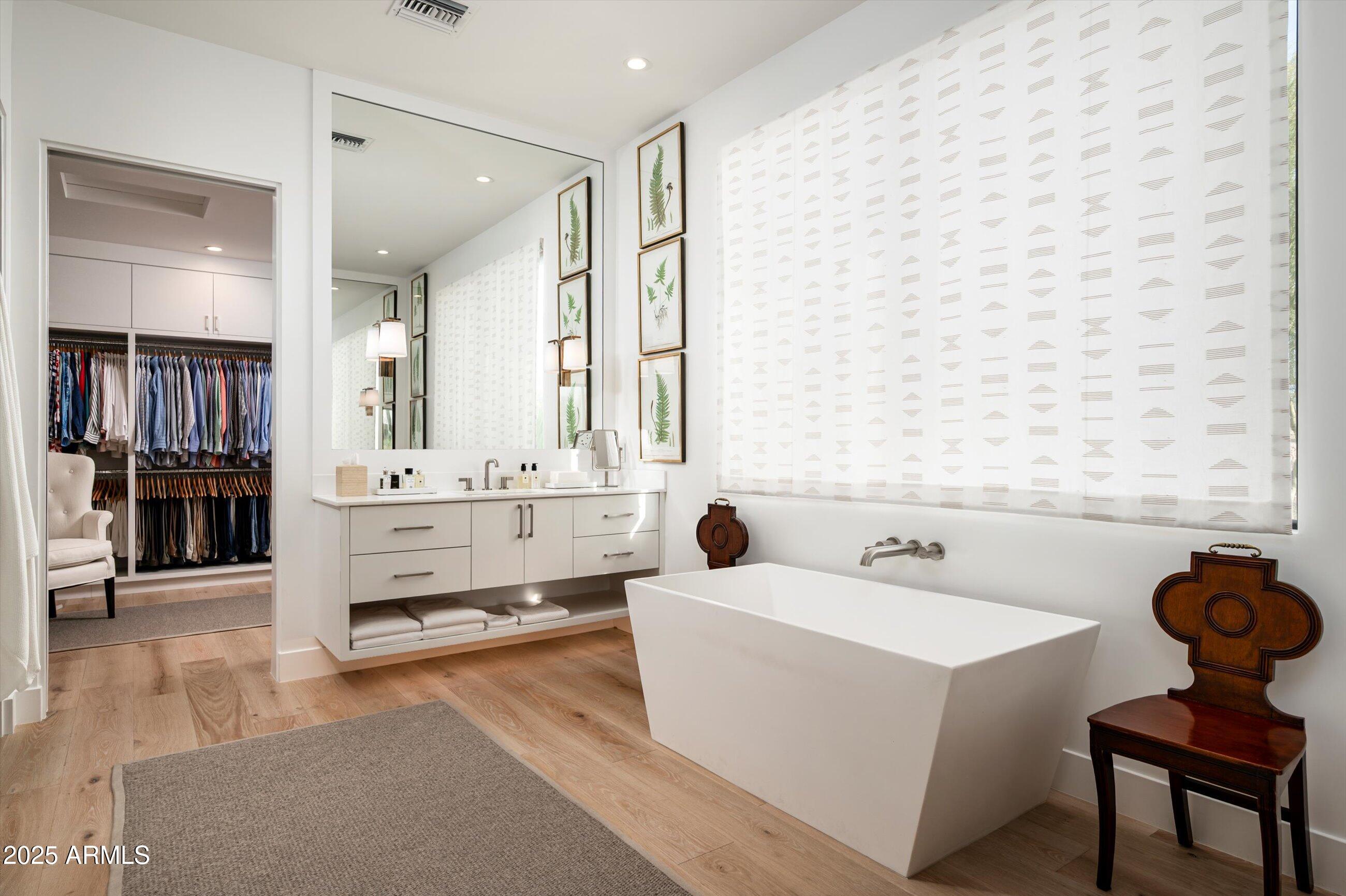 DESERT MOUNTAIN PHASE 1 UNIT 1 LOT 1-205 TR A - Residential