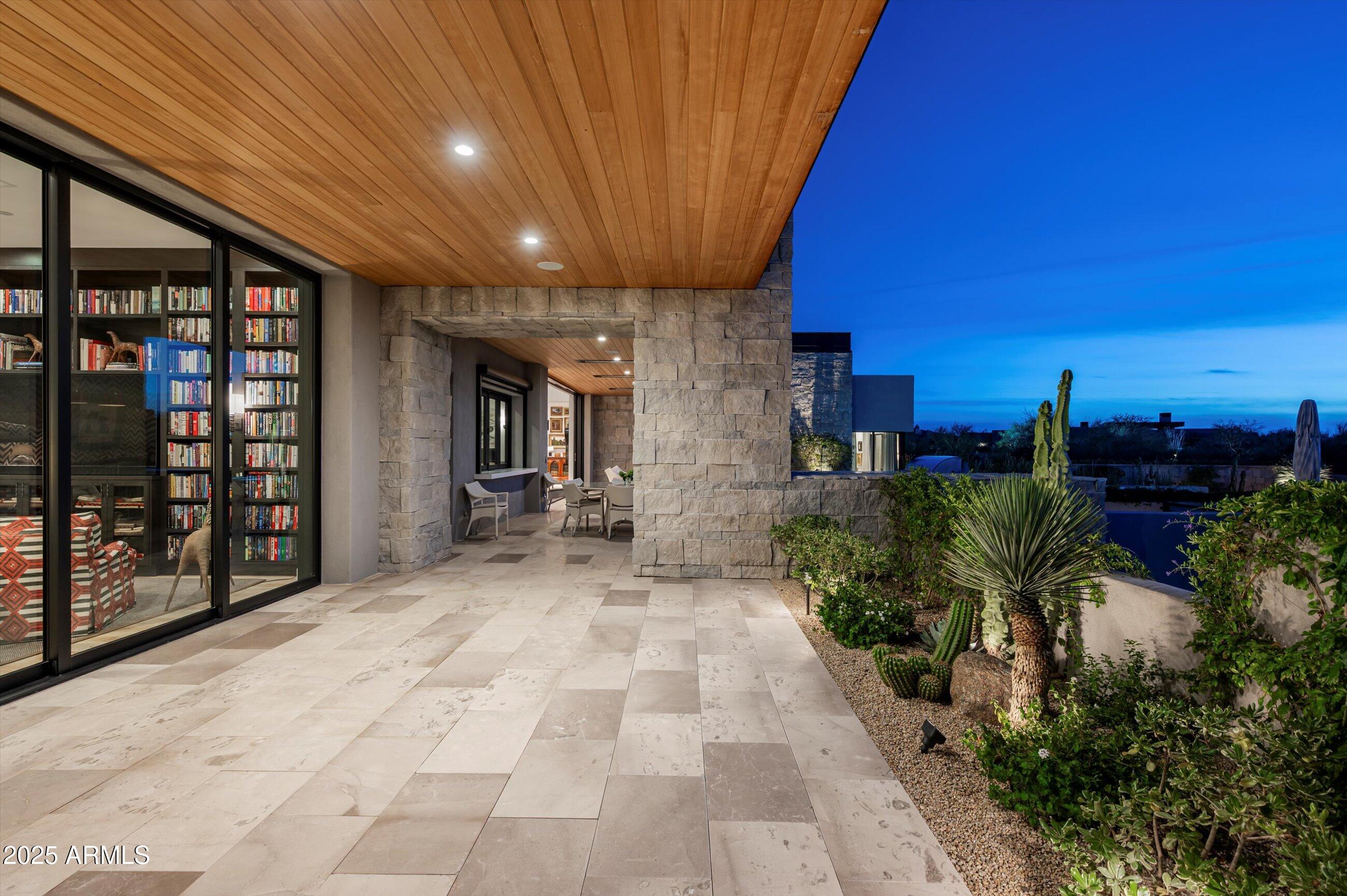 DESERT MOUNTAIN PHASE 1 UNIT 1 LOT 1-205 TR A - Residential