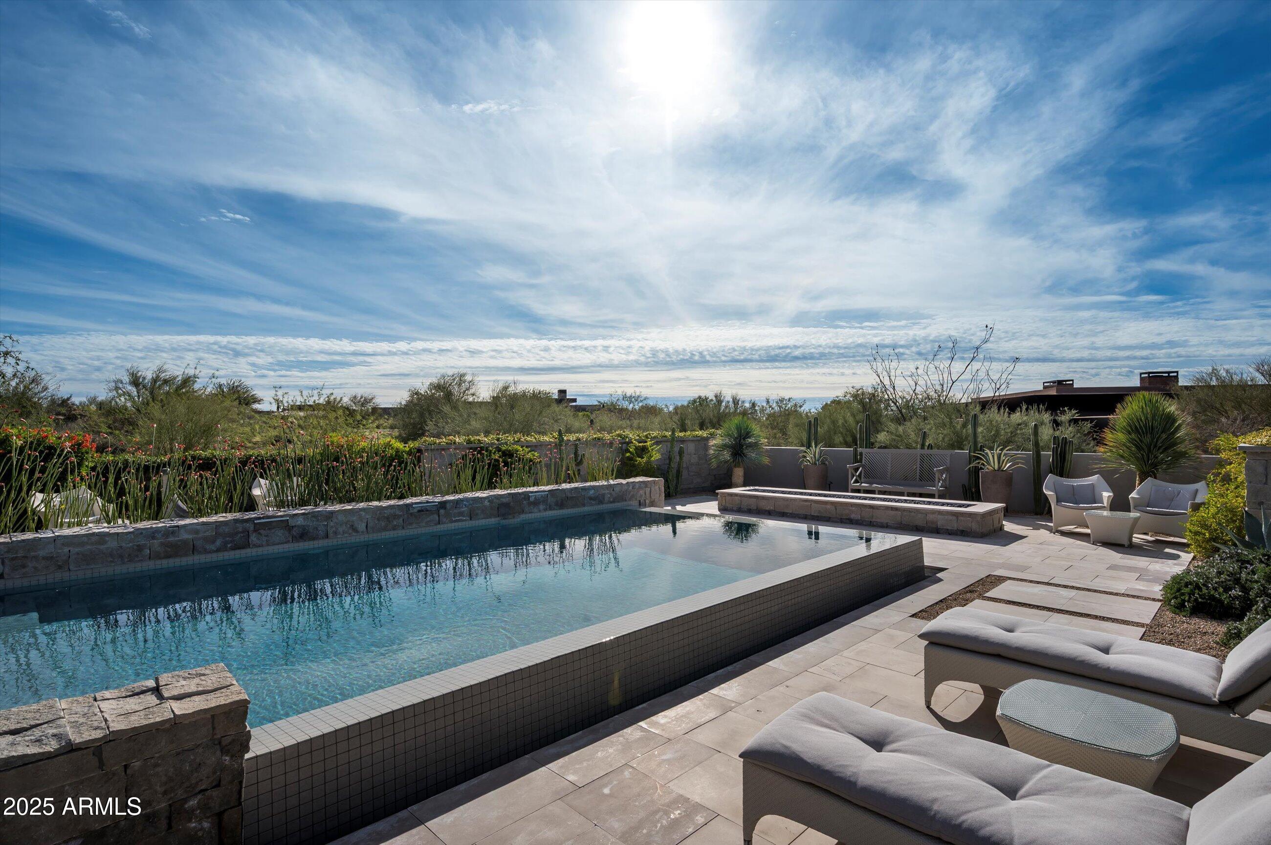 DESERT MOUNTAIN PHASE 1 UNIT 1 LOT 1-205 TR A - Residential