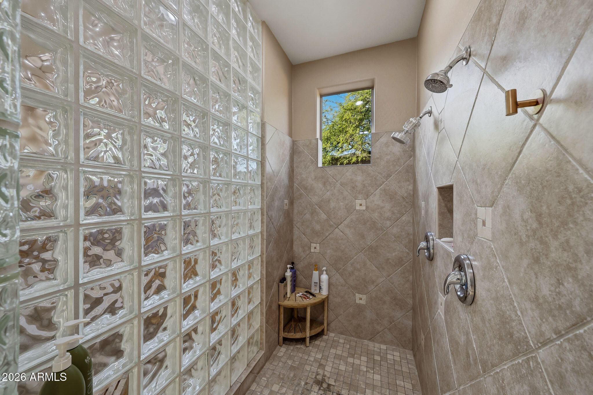 ANTHEM COUNTRY CLUB - Residential