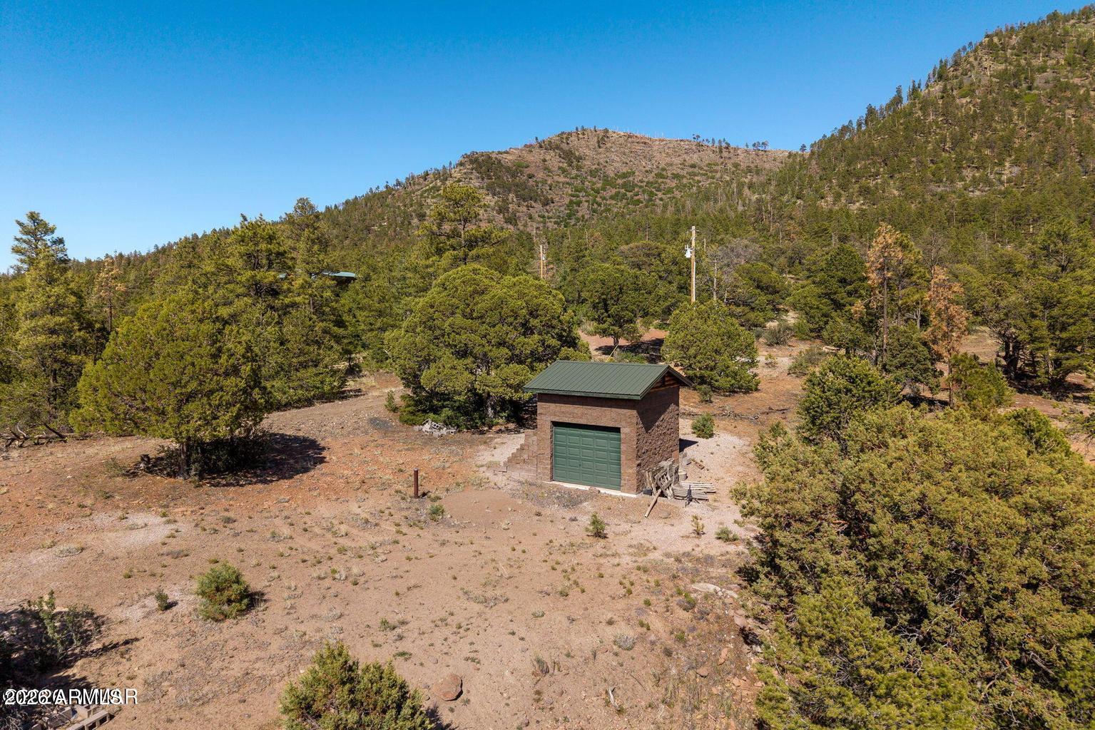 NOBLE MOUNTAIN ESTATES AMD - Land