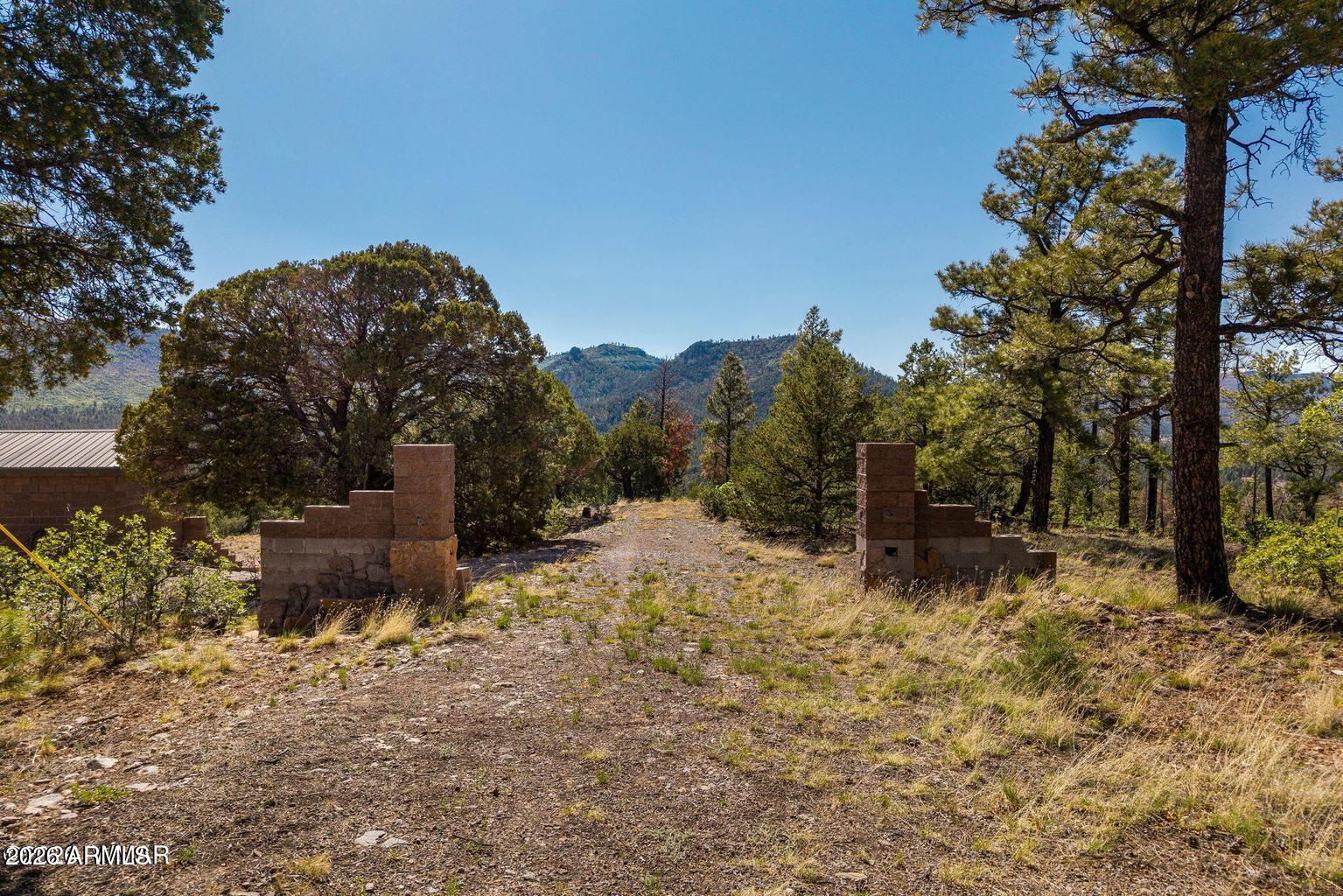 NOBLE MOUNTAIN ESTATES AMD - Land