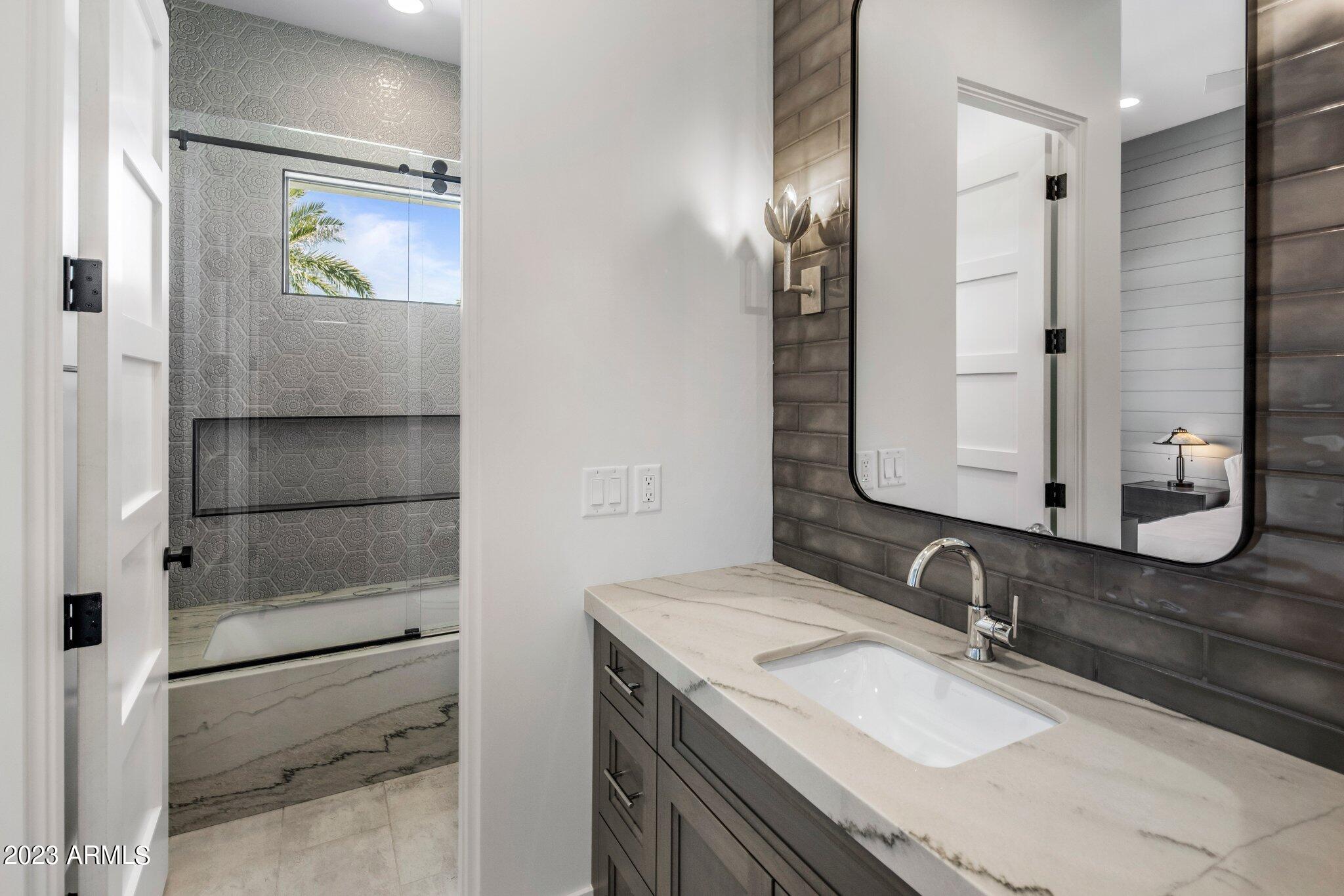 MOCKING BIRD ACRES - Residential