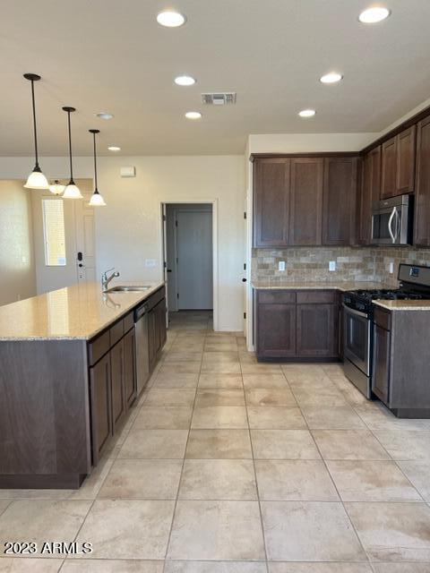 ESTATES AT HOLIDAY - Residential