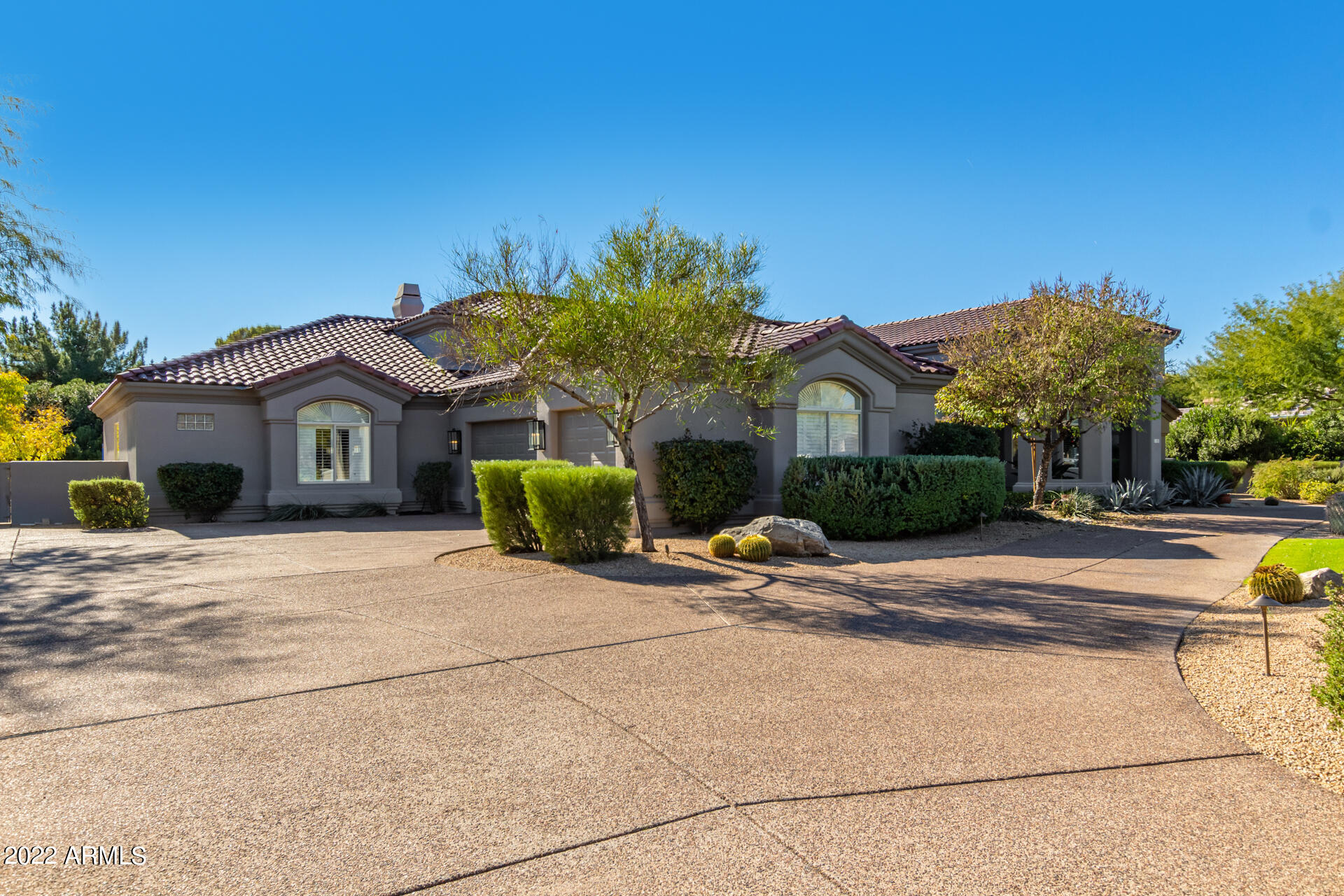 Single story split floor plan with private lot in PV cul-de-sac. 5BR/4.5BA, large great room/kitchen, office, formal living & dining. Spacious master. Tall ceilings throughout. 750 SqFt covered patio overlooks pool/spa/waterfall. Circle entry driveway, 3-car side entry garage, side gate. Surrounded by beautiful estates and blocks to Gainey for shopping and dining. Excellent ''3-C's'' schools. New roof, Subzero refrigerator & freezer, pool heater & pumps, and lighting in 2021.