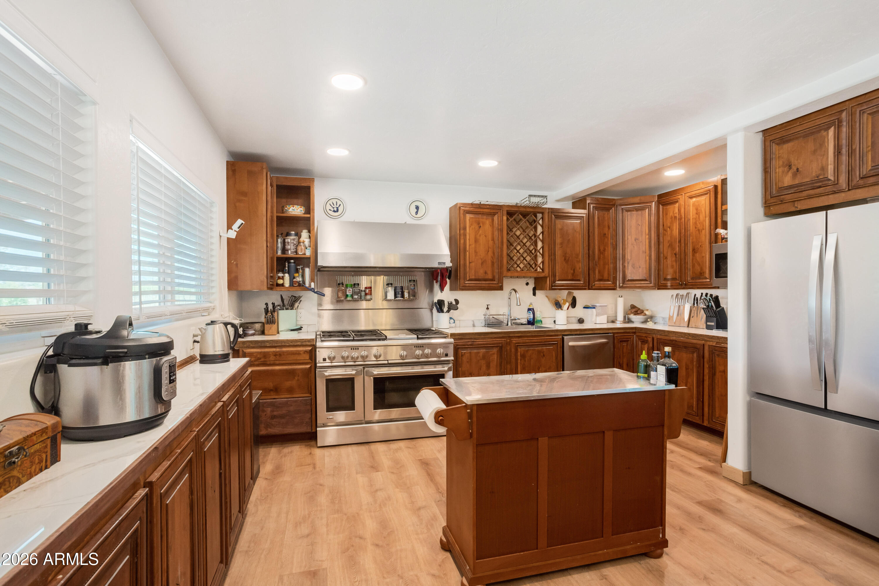 N2SENENE EXC THEW W16.5' THEREOF SEC28-23-22 4.875AC - Residential