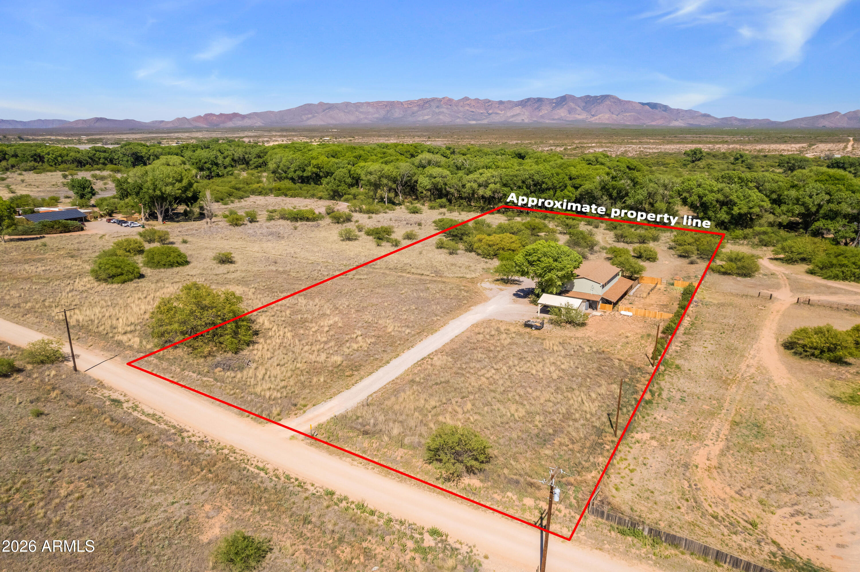 N2SENENE EXC THEW W16.5' THEREOF SEC28-23-22 4.875AC - Residential