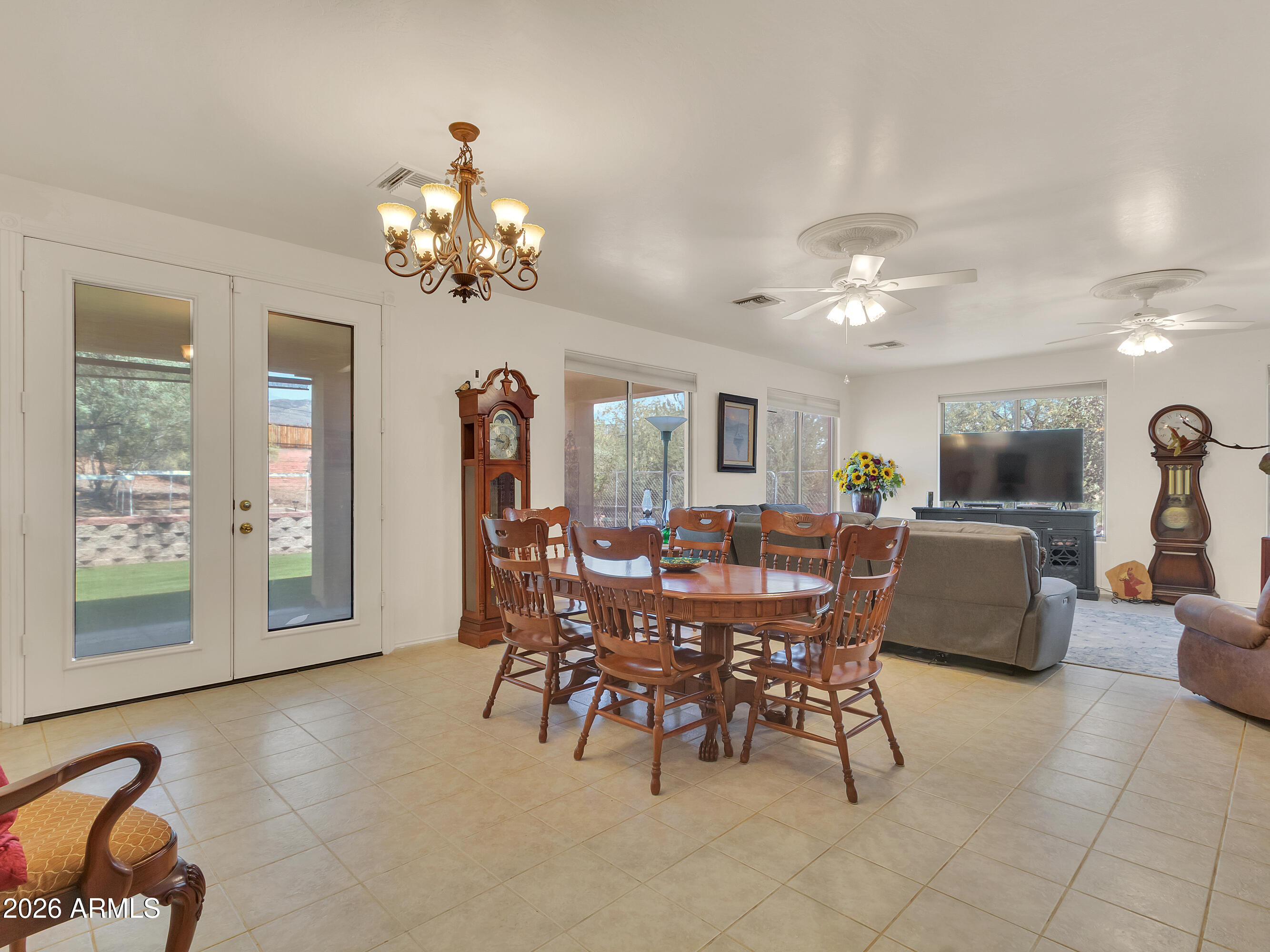 COLDWATER CANYON - Residential