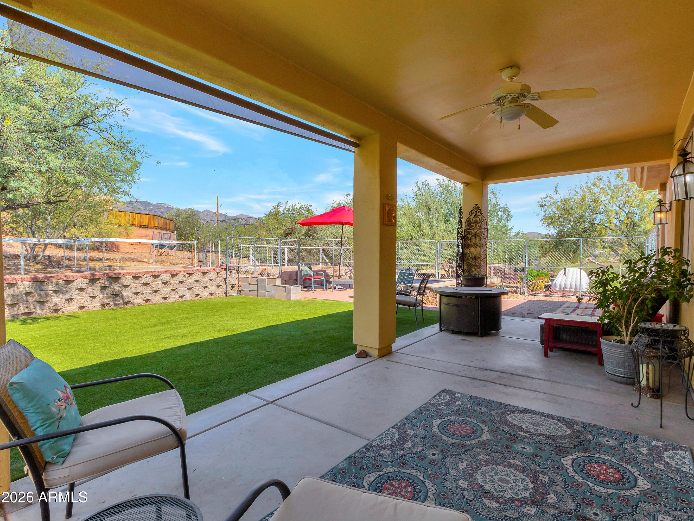 COLDWATER CANYON - Residential