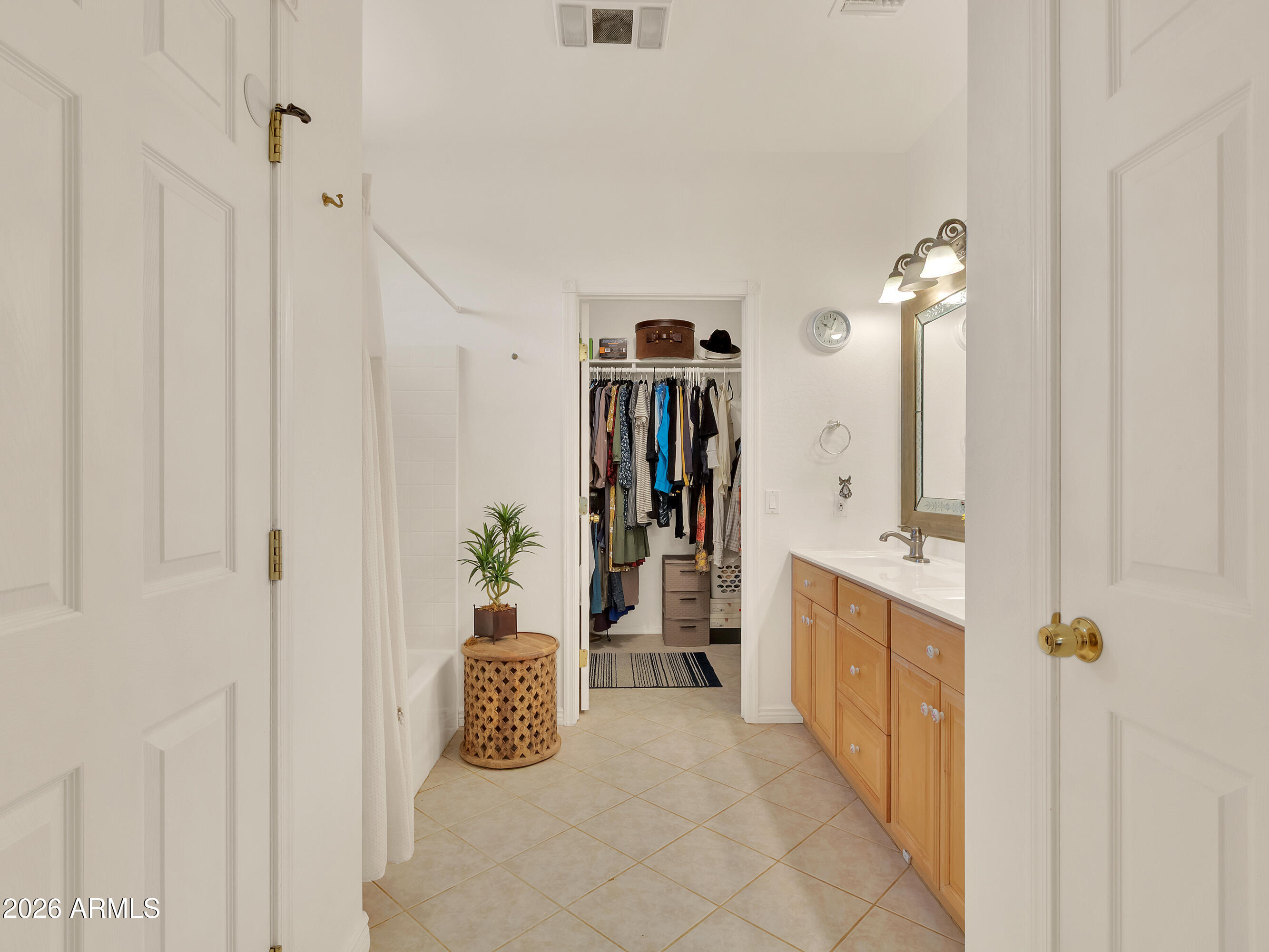 COLDWATER CANYON - Residential