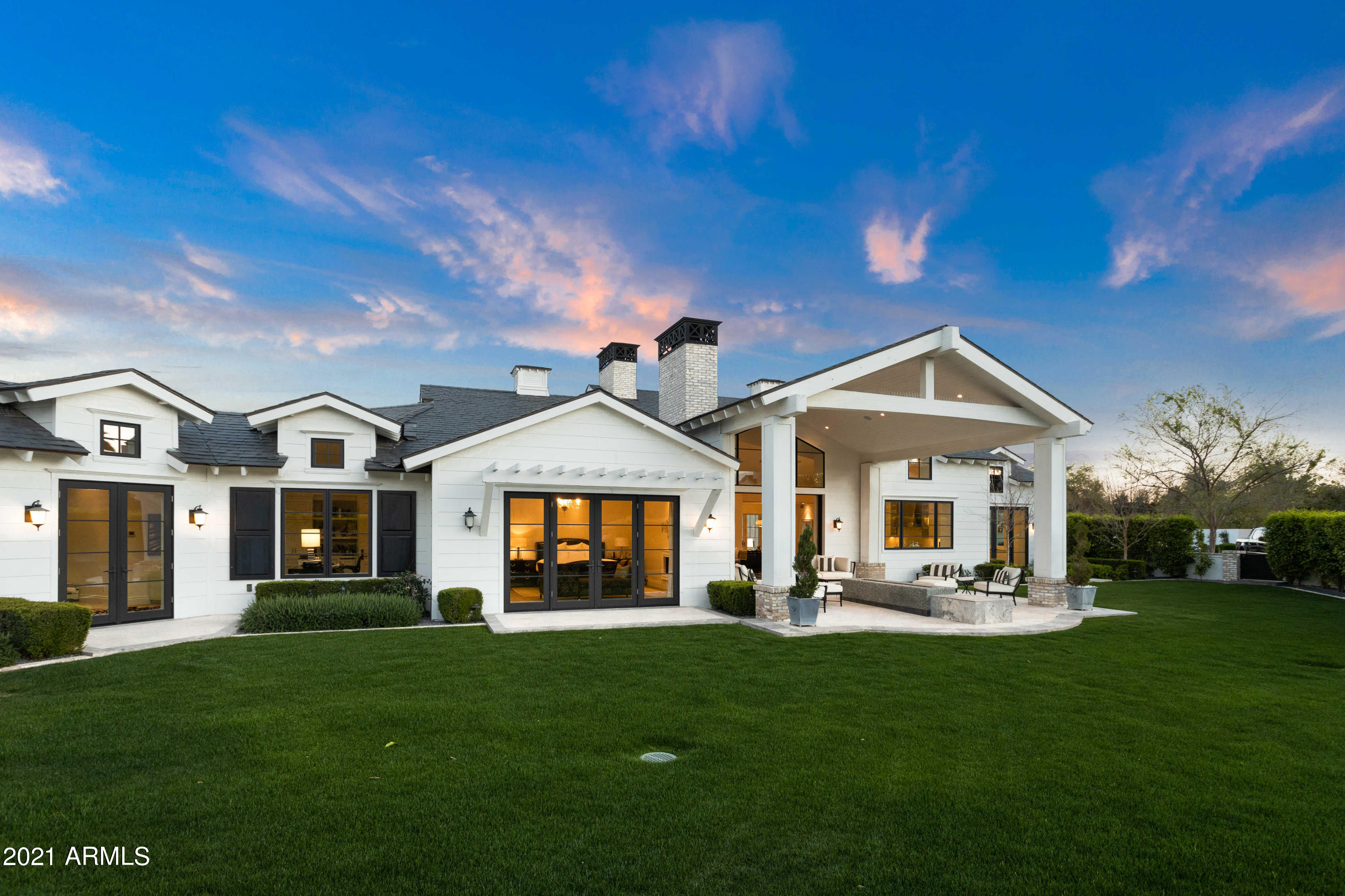MOUNTAIN VIEW - Residential