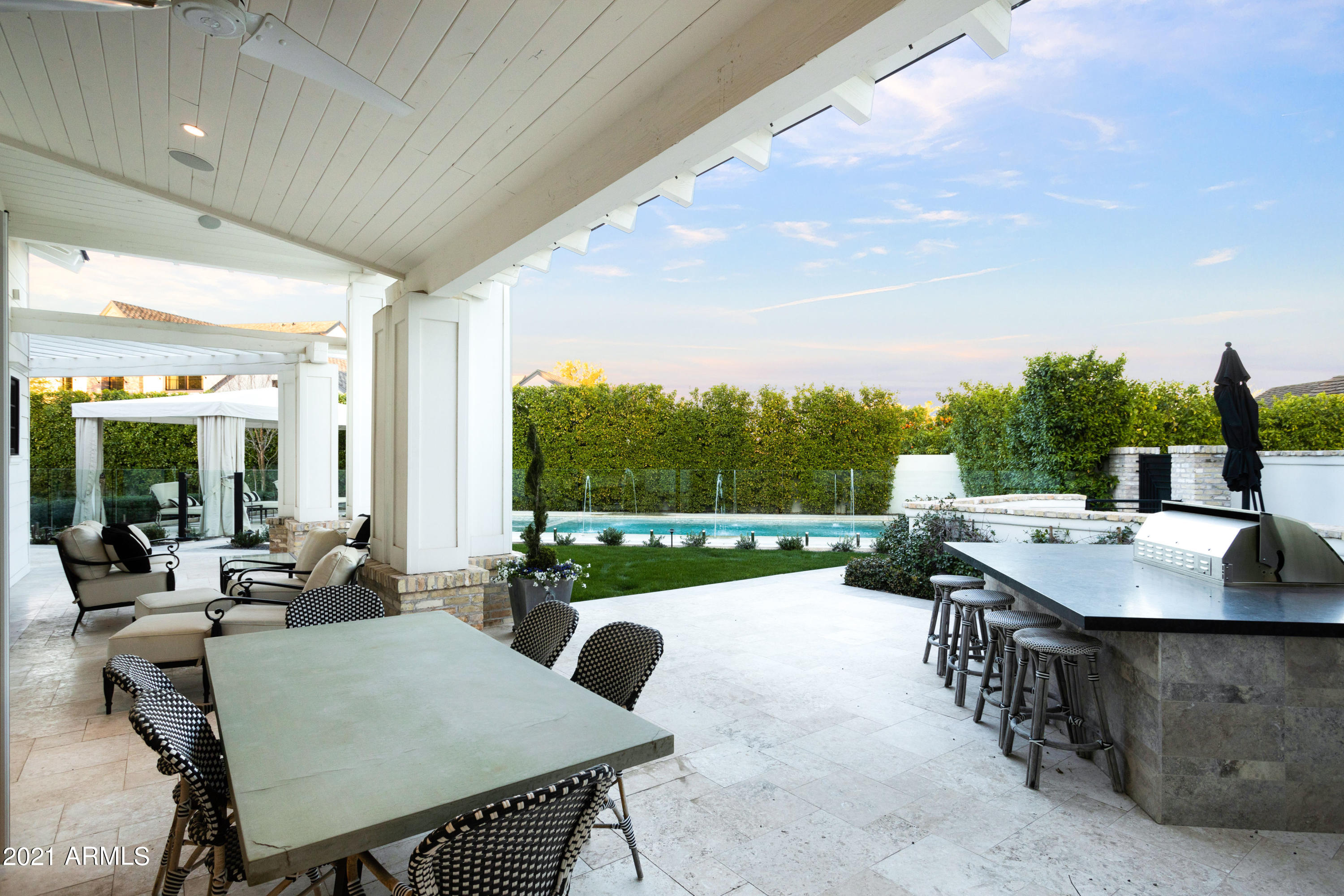 MOUNTAIN VIEW - Residential