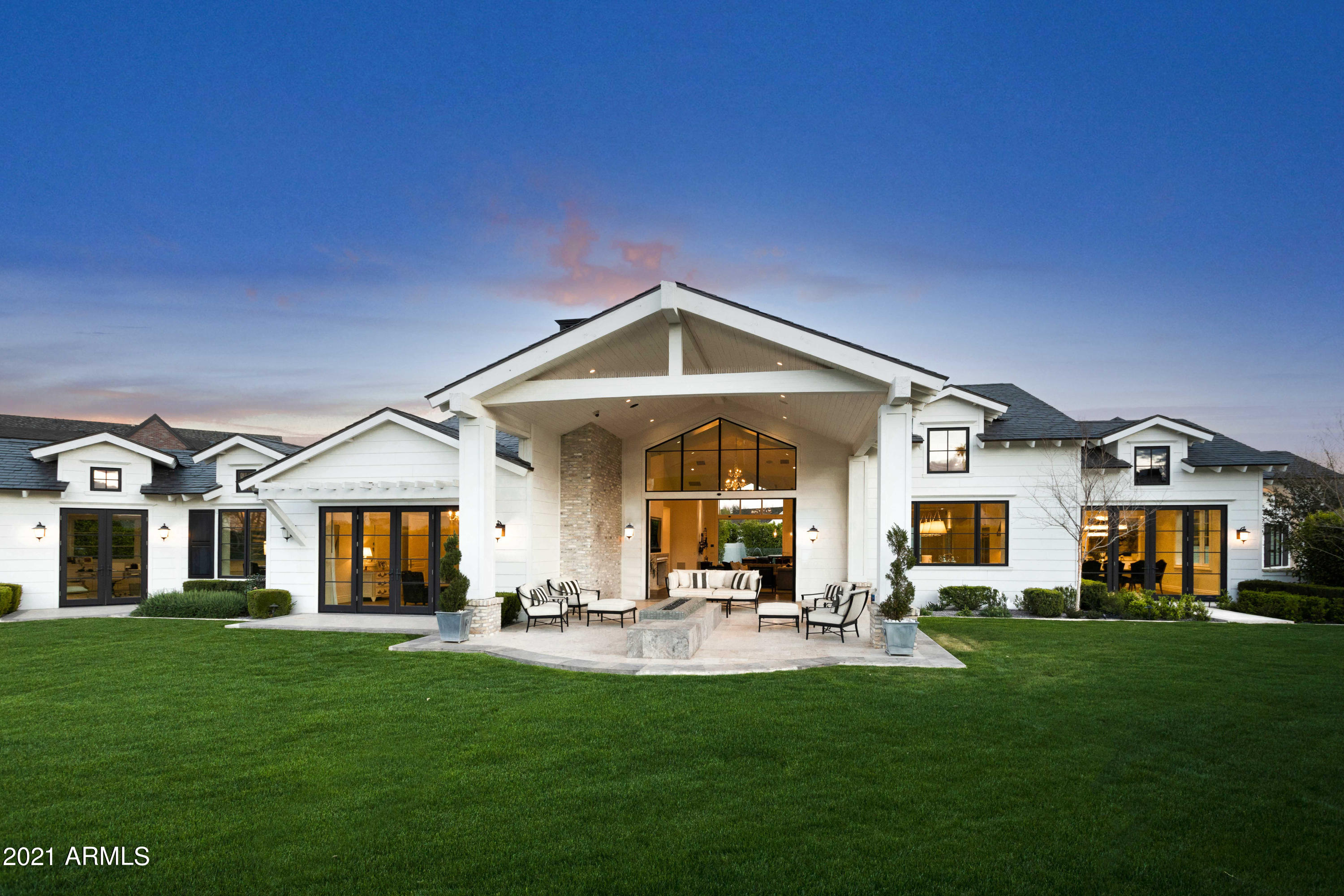 MOUNTAIN VIEW - Residential