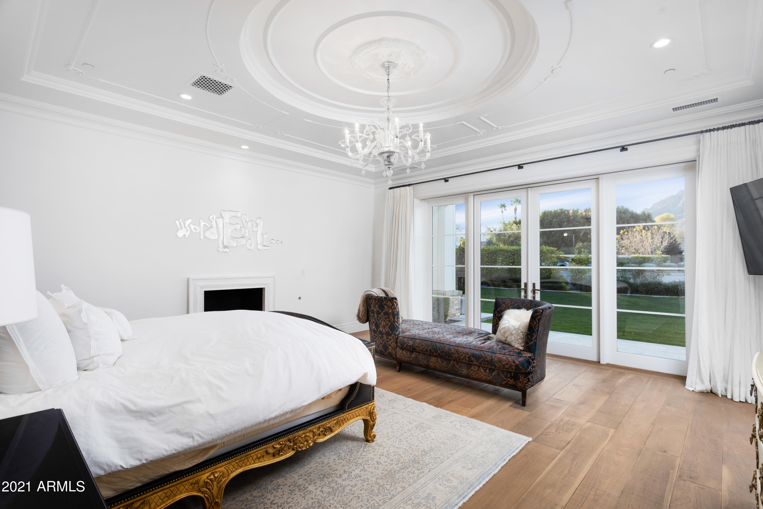 MOUNTAIN VIEW - Residential