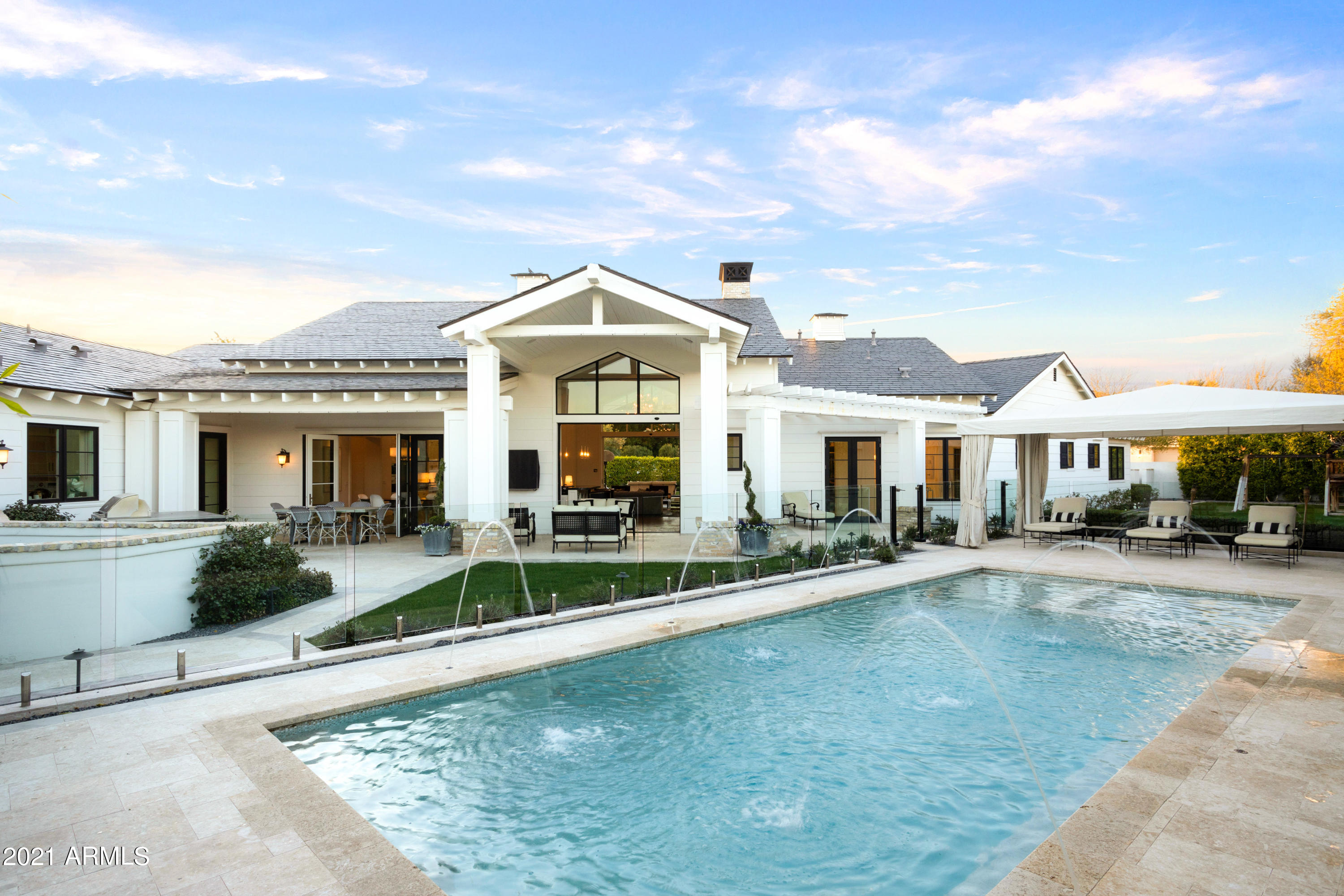 MOUNTAIN VIEW - Residential