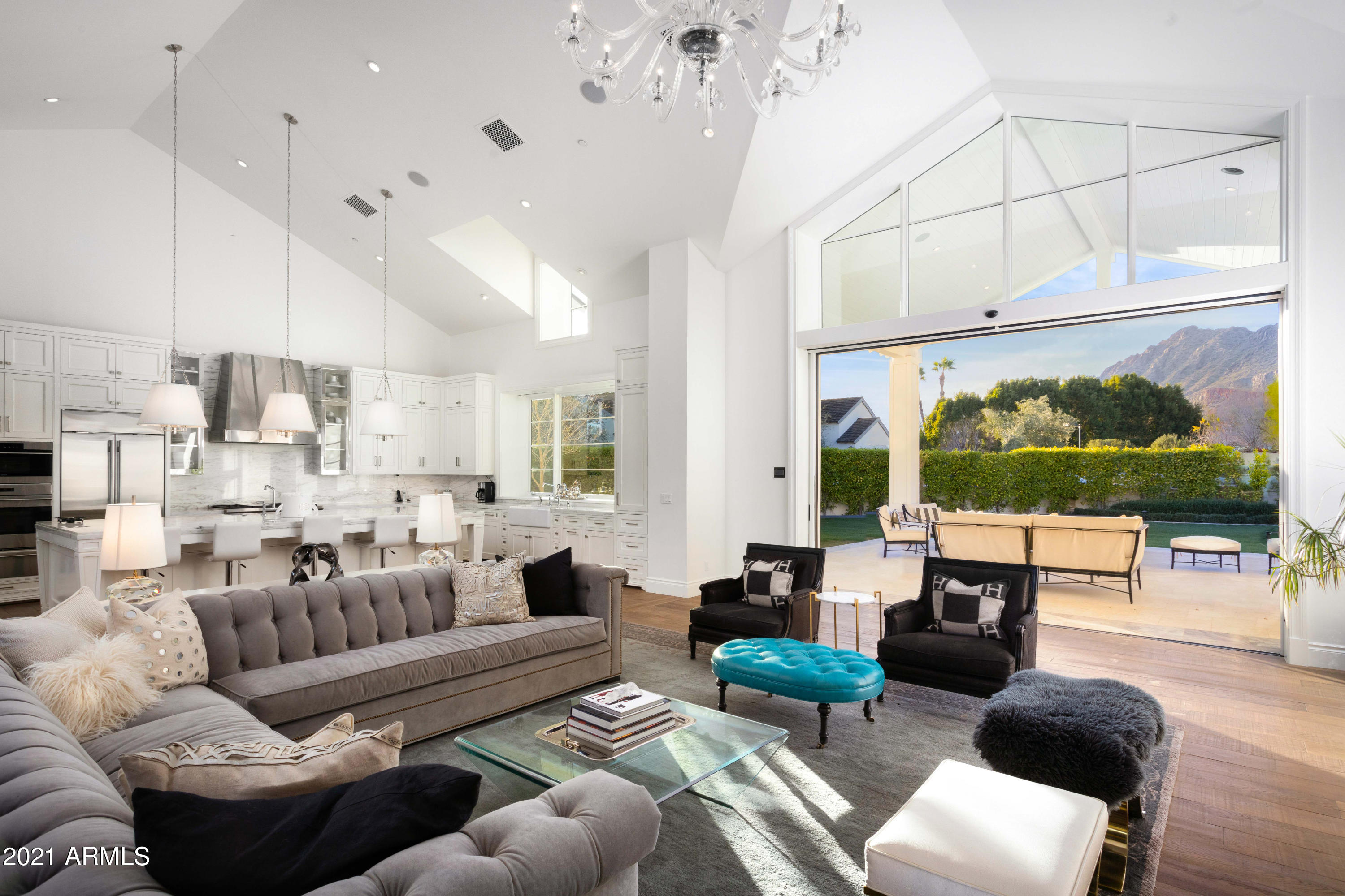 MOUNTAIN VIEW - Residential