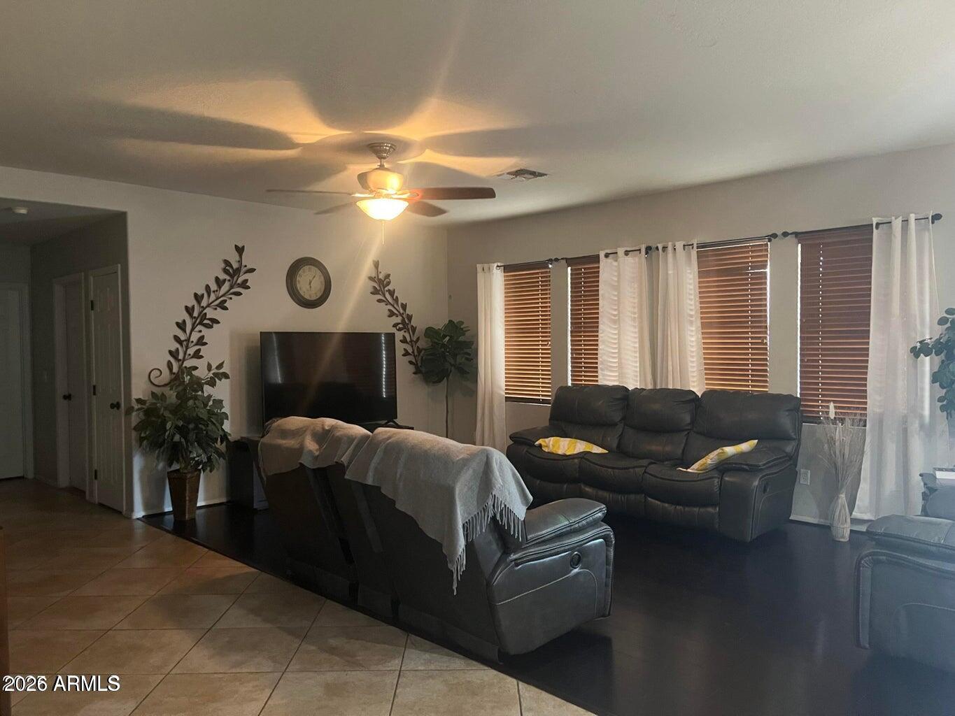 DOBBINS CREEK - Residential Lease