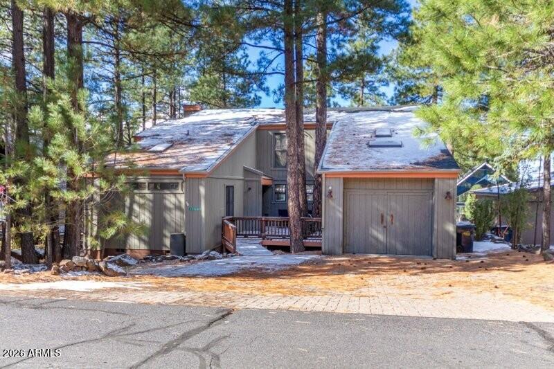 PINEWOOD 14 - Residential