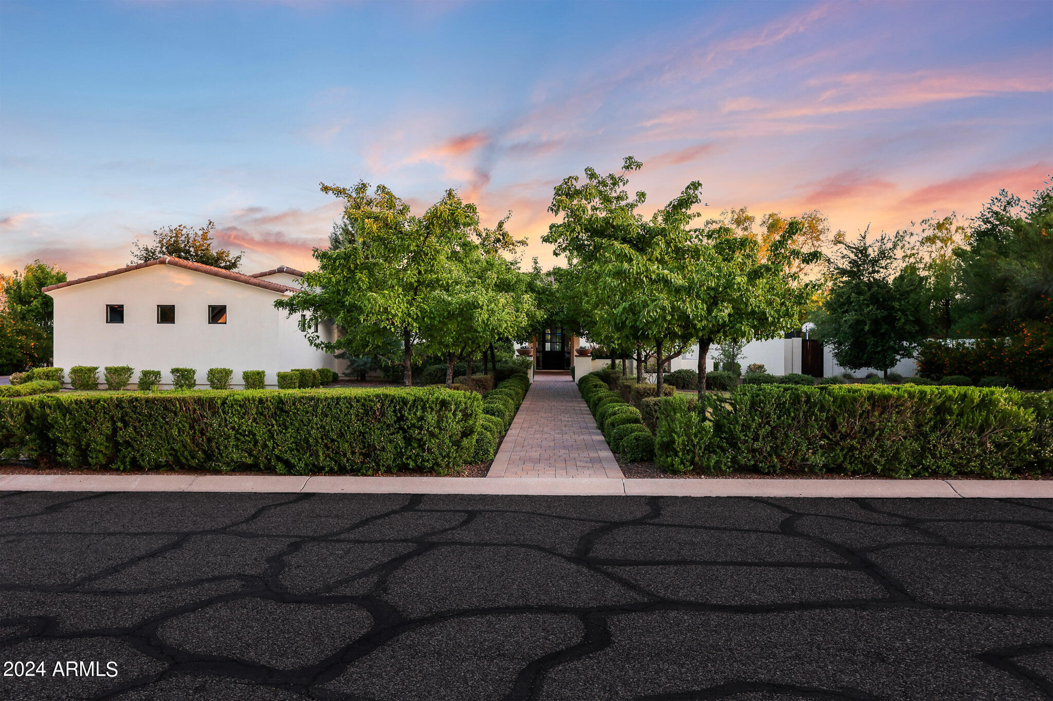 SUNBURST FARMS EAST 5 - Residential