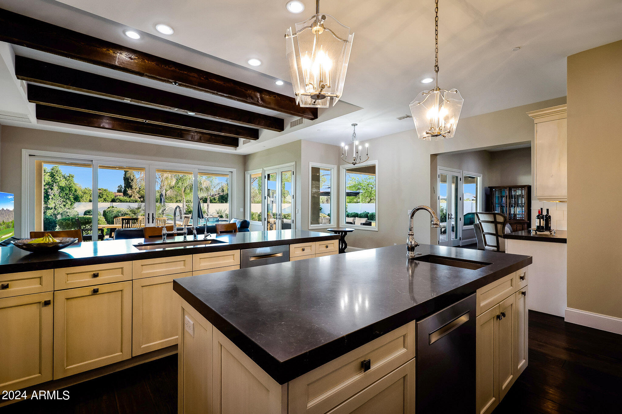 SUNBURST FARMS EAST 5 - Residential