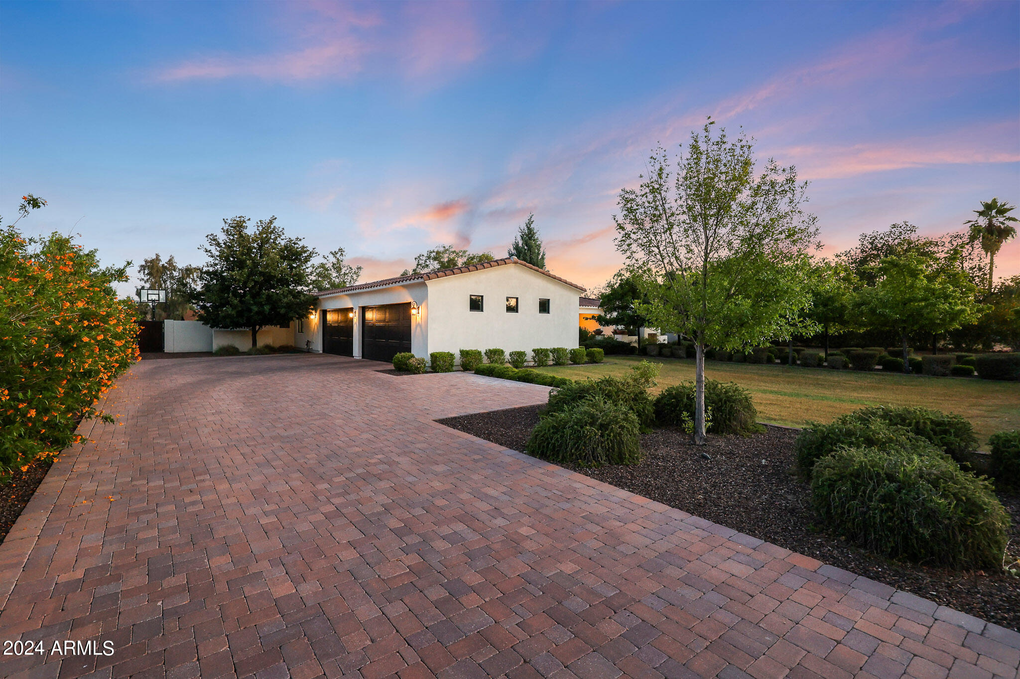 SUNBURST FARMS EAST 5 - Residential
