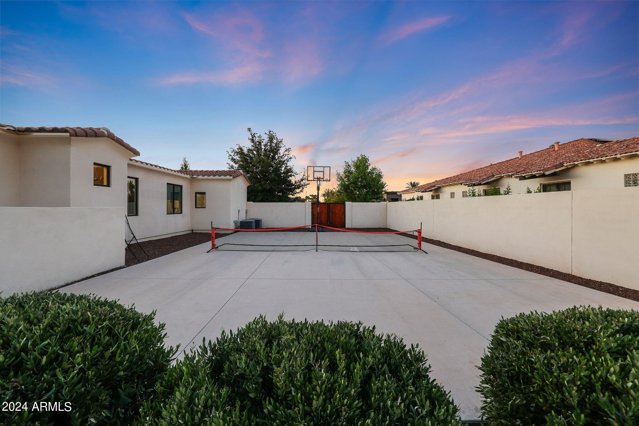 SUNBURST FARMS EAST 5 - Residential