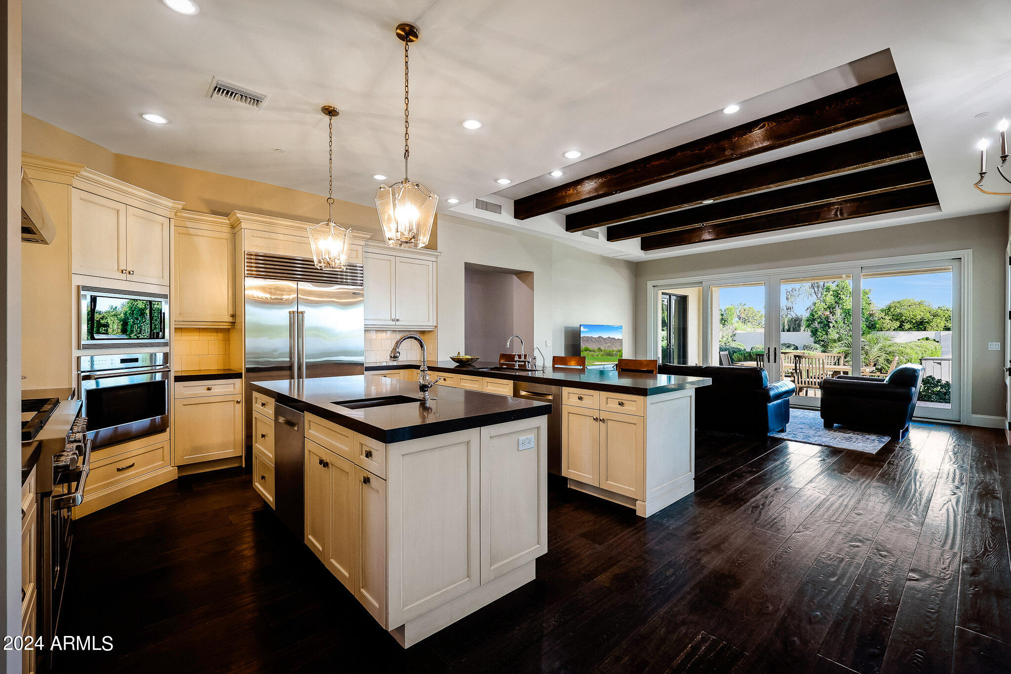 SUNBURST FARMS EAST 5 - Residential